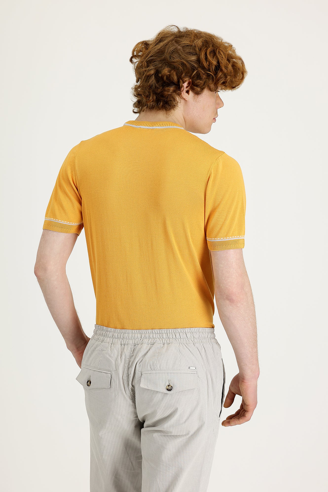 Koyu Sarı Bisiklet Yaka Slim Fit Dar Kesim Tişört - Image 3
