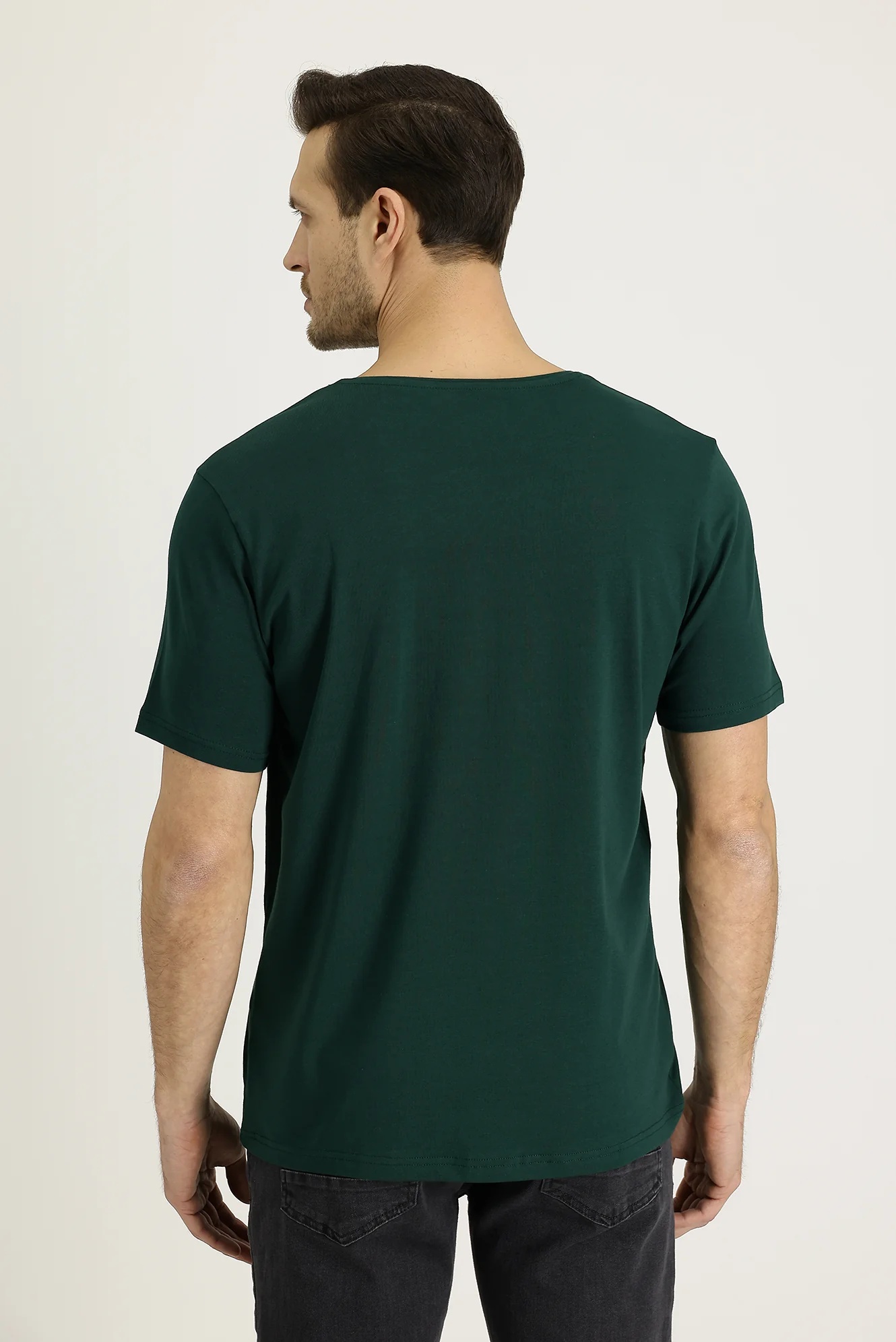 Koyu Yeşil V Yaka Slim Fit Dar Kesim Pamuklu Tişört - Image 3