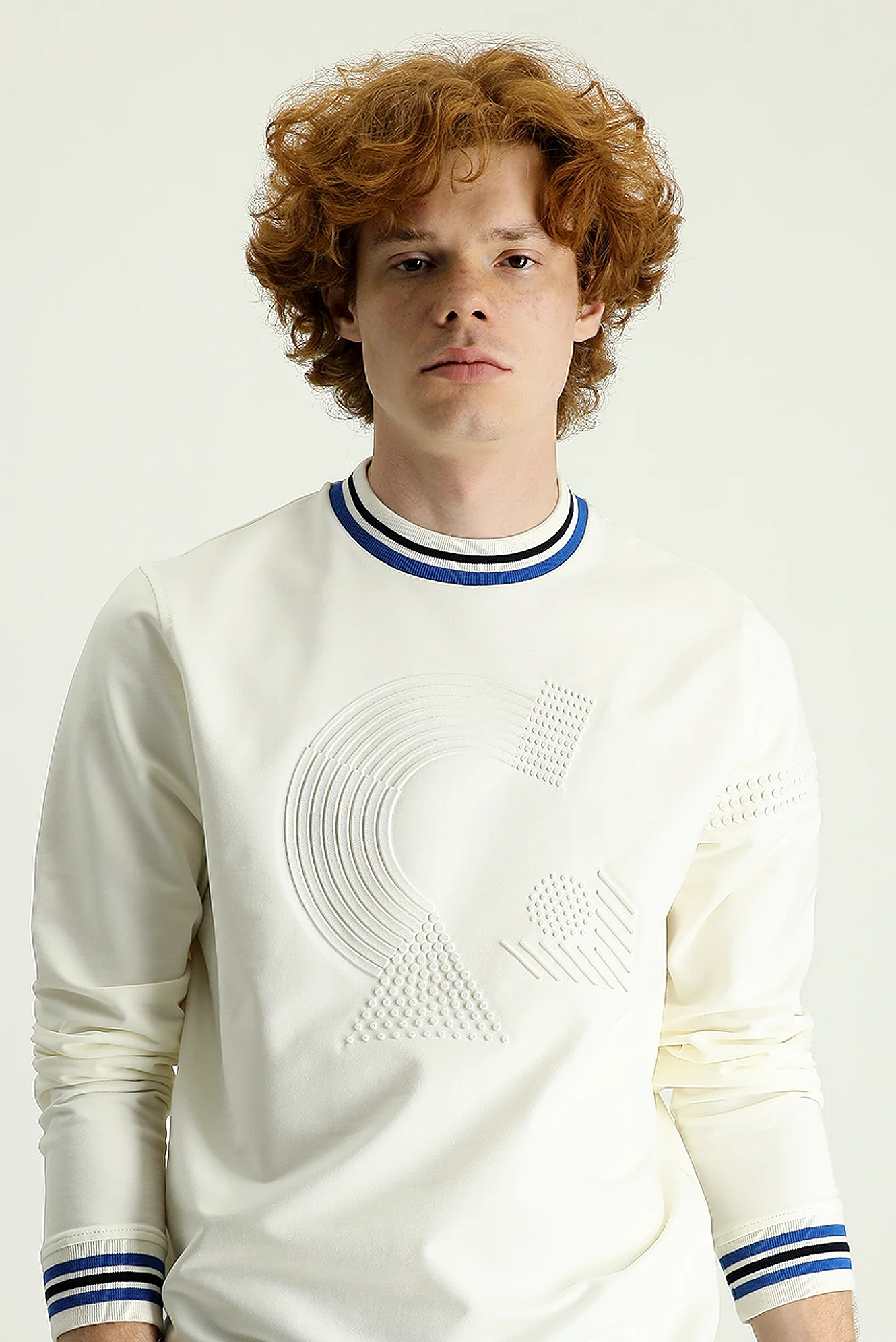 Krem Bisiklet Yaka Slim Fit Dar Kesim Baskılı Pamuklu Sweatshirt - Image 2