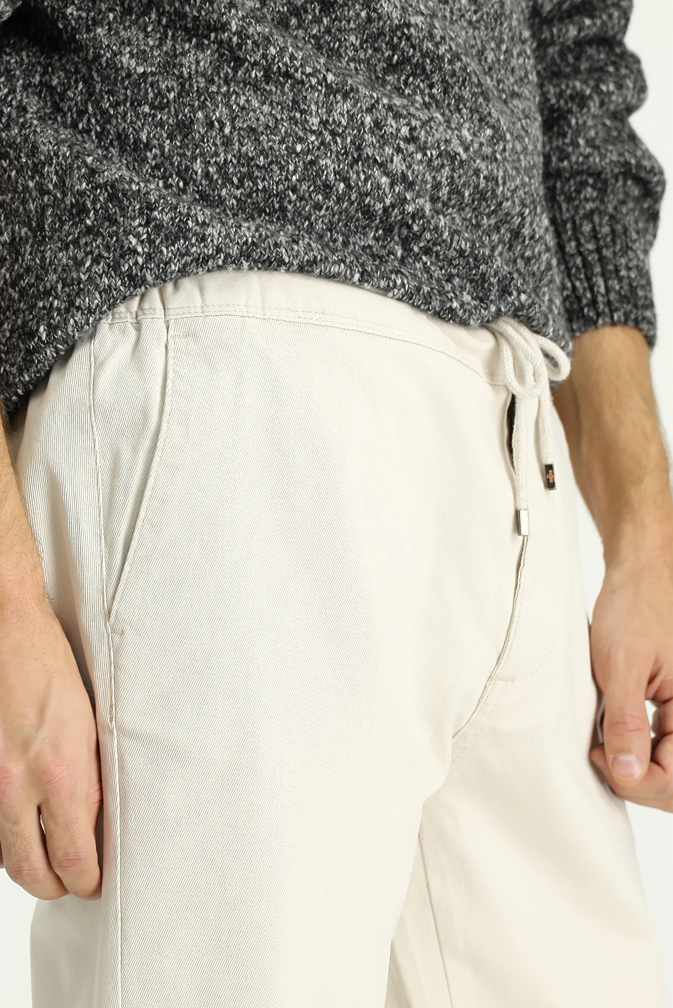 Krem Regular Fit Standart Kesim Likralı Beli Lastikli İpli Jogger Pantolon - Image 4