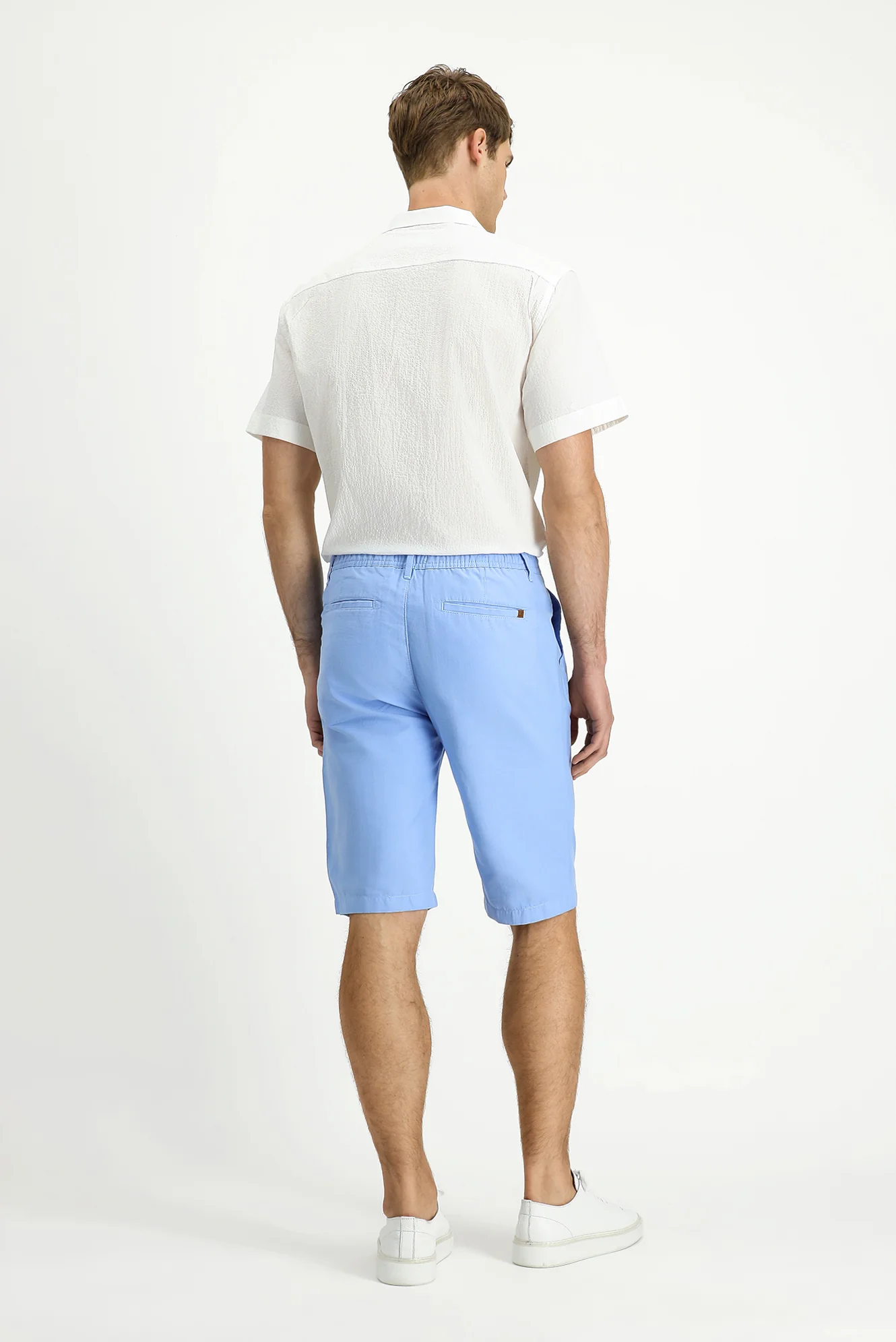 Mavi Relaxed Fit Rahat Kesim Beli Lastikli Pamuklu Bermuda Şort - Image 4