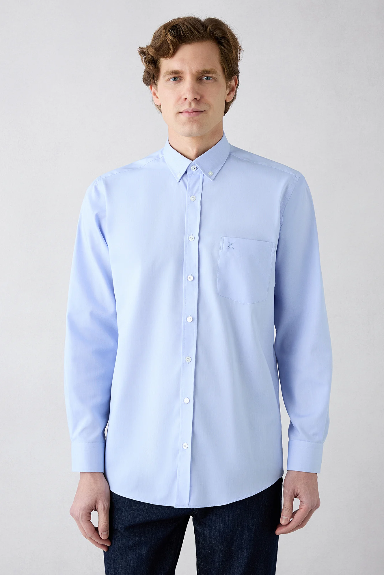 Mavi Uzun Kol Regular Fit Pamuklu Non Iron Ütü Gerektirmeyen Düğmeli Yaka Cepli Nakışlı Gömlek - Image 2