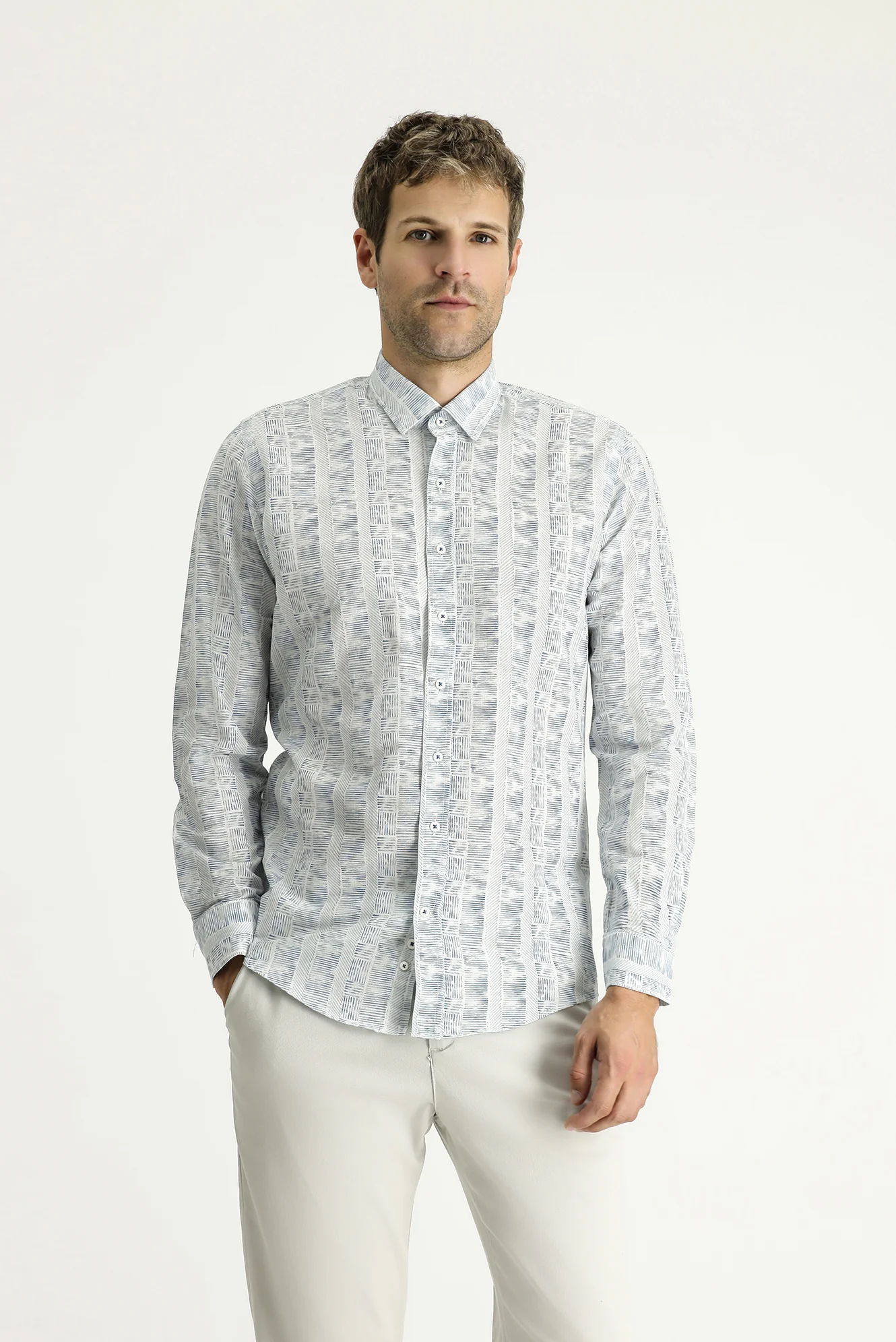 Mavi Uzun Kol Slim Fit Dar Kesim Gömlek - Image 4