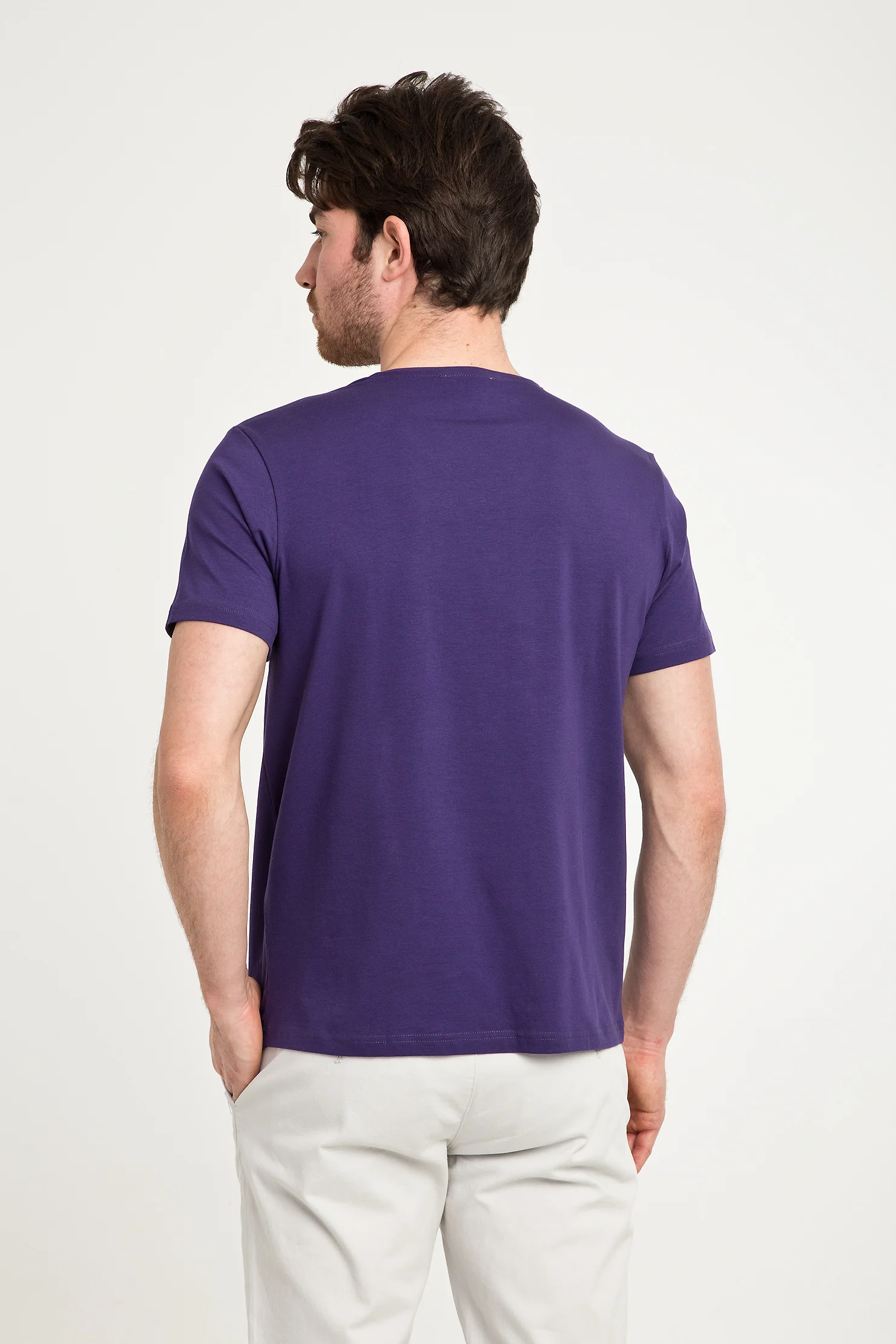 Mor V Yaka Slim Fit Dar Kesim Tişört - Image 3