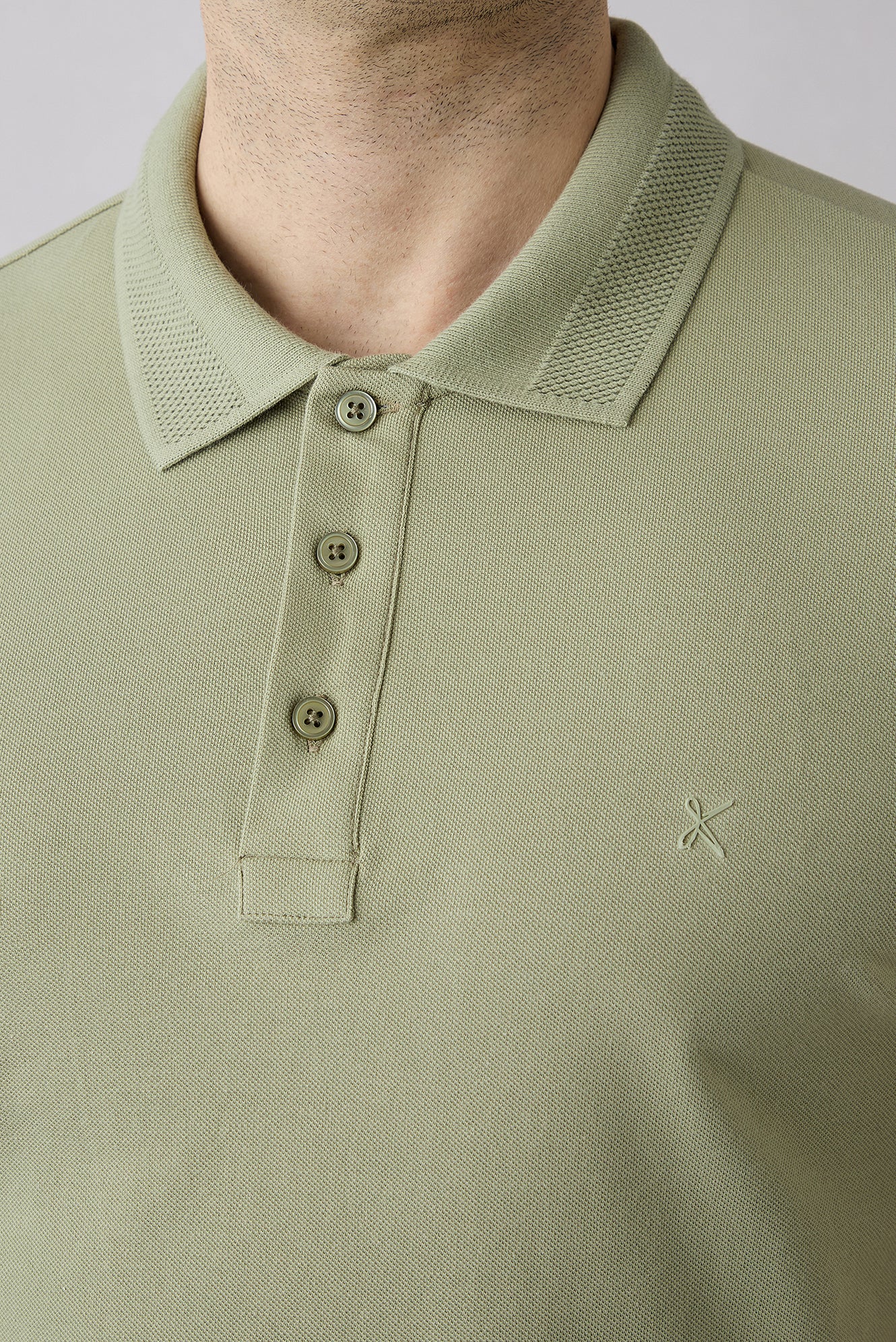 Orman Yeşili Kıvrılmaz Polo Yaka Slim Fit Dar Kesim Ribana Detaylı Pamuk Tişört - Image 4