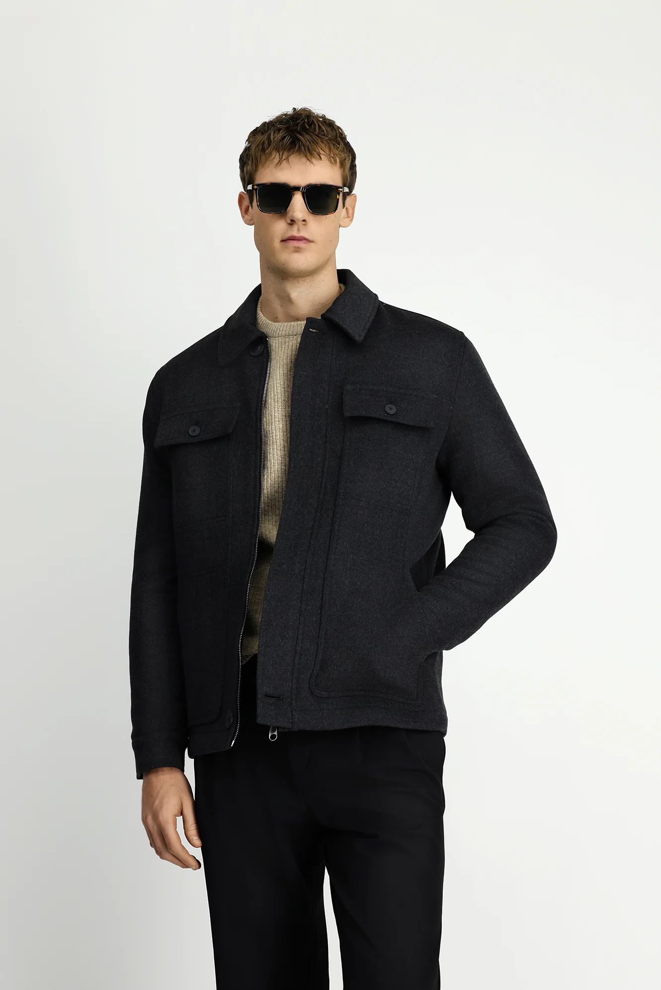 Orta Antrasit Likralı Spor Mont Ceket - Image 4