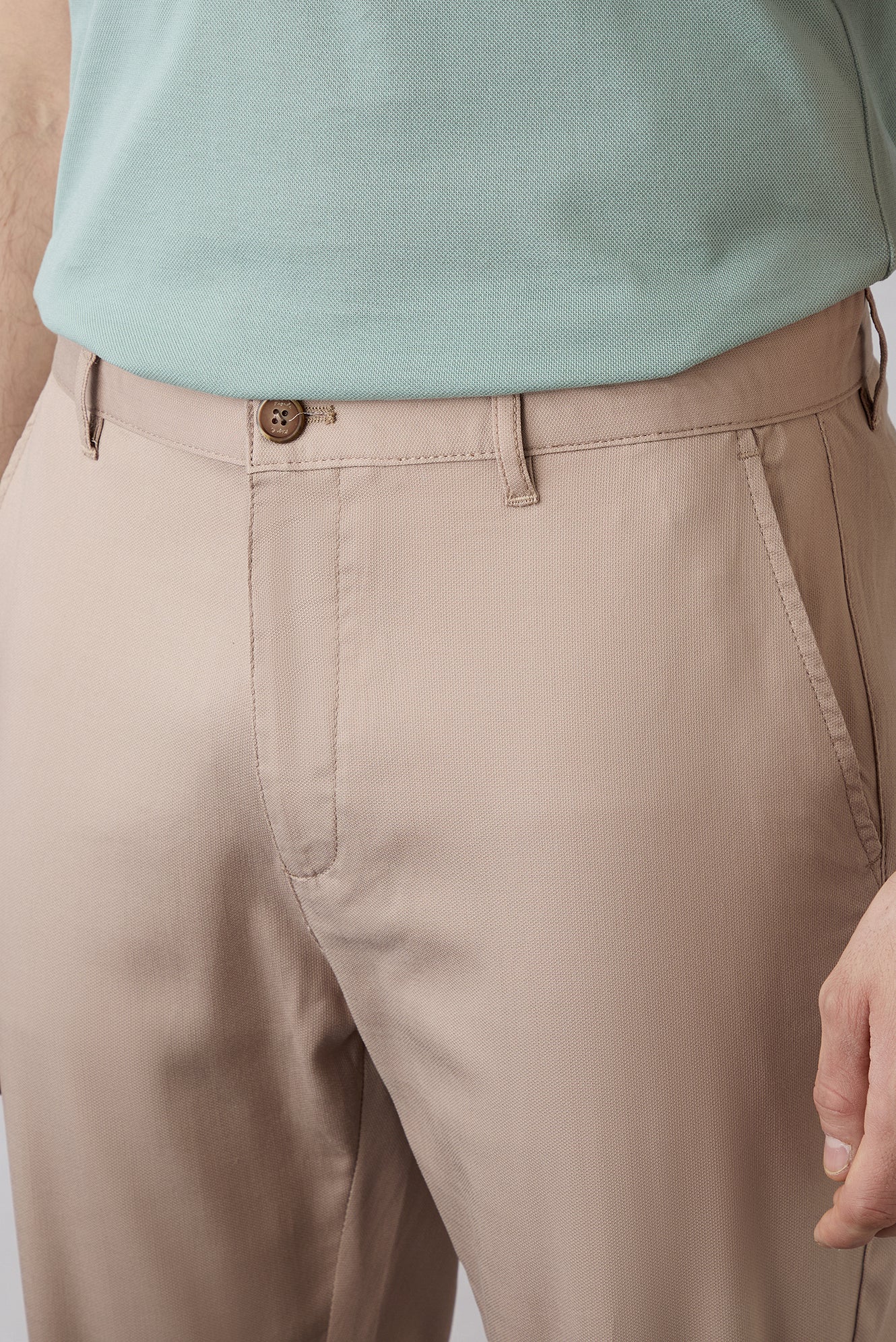 Orta Bej Relaxed Fit Rahat Kesim Lyocell Karışımlı Yandan Cep Kanvas / Chino Pantolon - Image 6