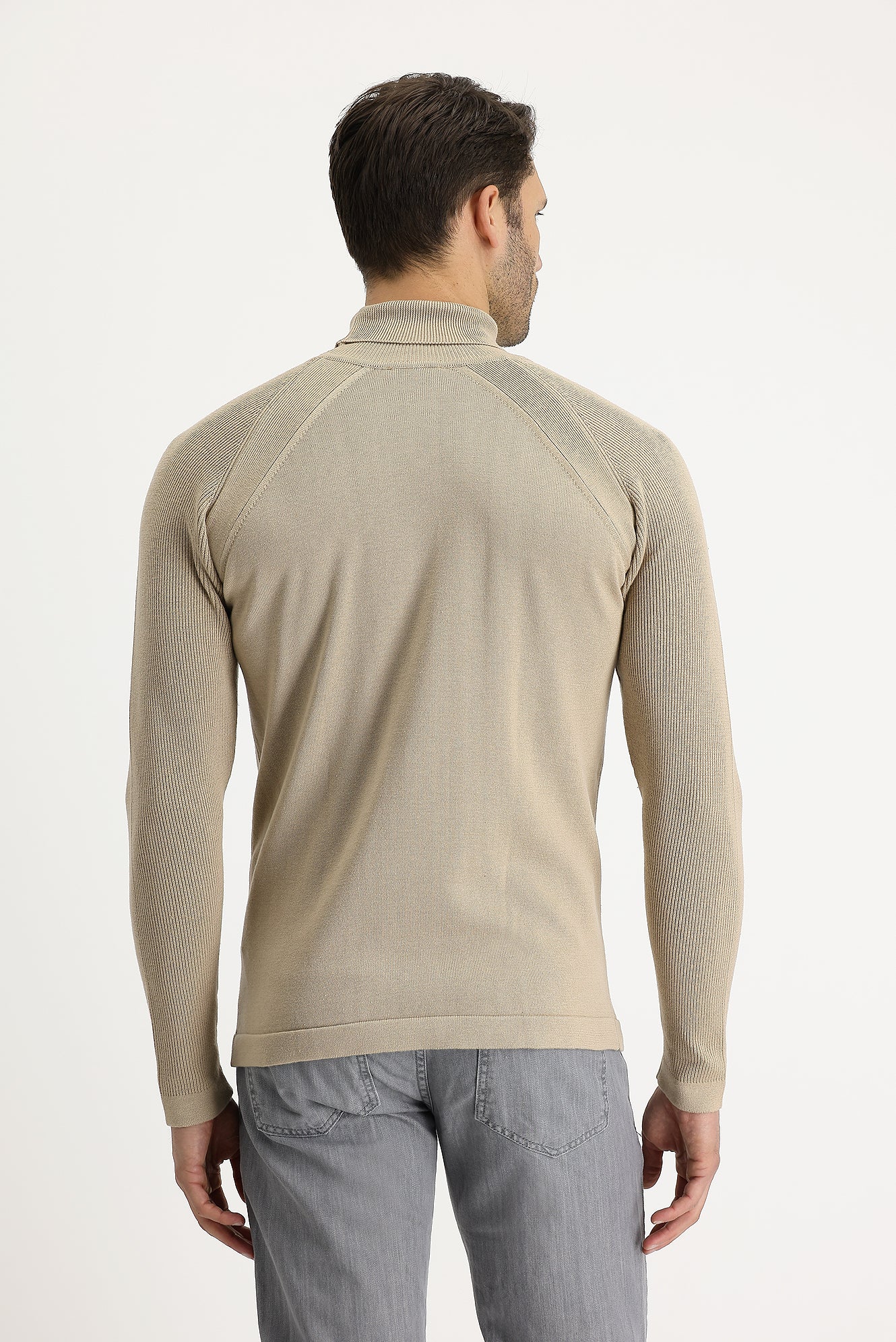 Orta Bej Balıkçı Yaka Slim Fit Dar Kesim Desenli Pamuklu Triko Kazak - Image 4