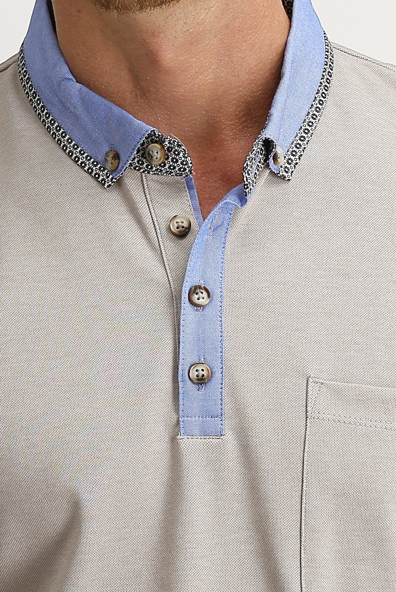Orta Bej Cepli Polo Yaka Slim Fit Dar Kesim Tişört - Image 3