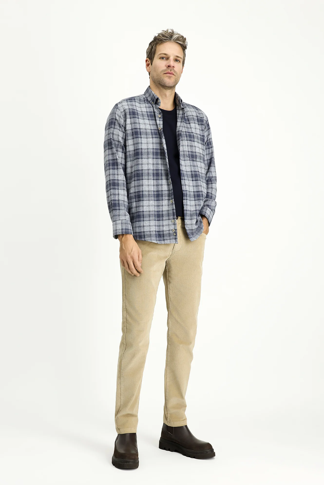 Orta Bej Relaxed Fit Rahat Kesim Likralı Kadife Pantolon