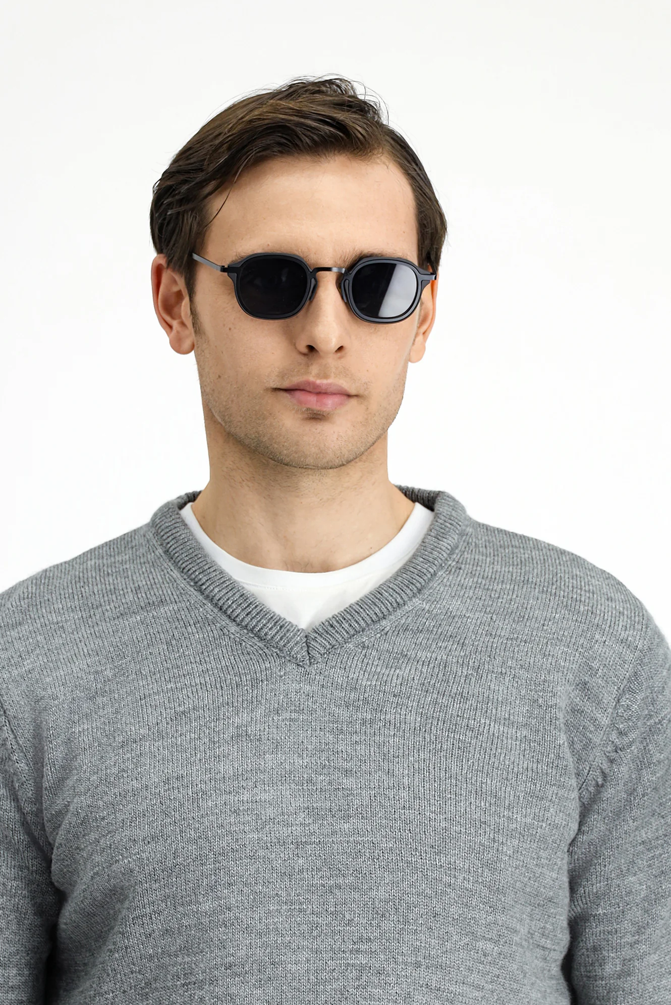 Orta Gri Melanj V Yaka Regular Fit Triko Kazak - Image 4