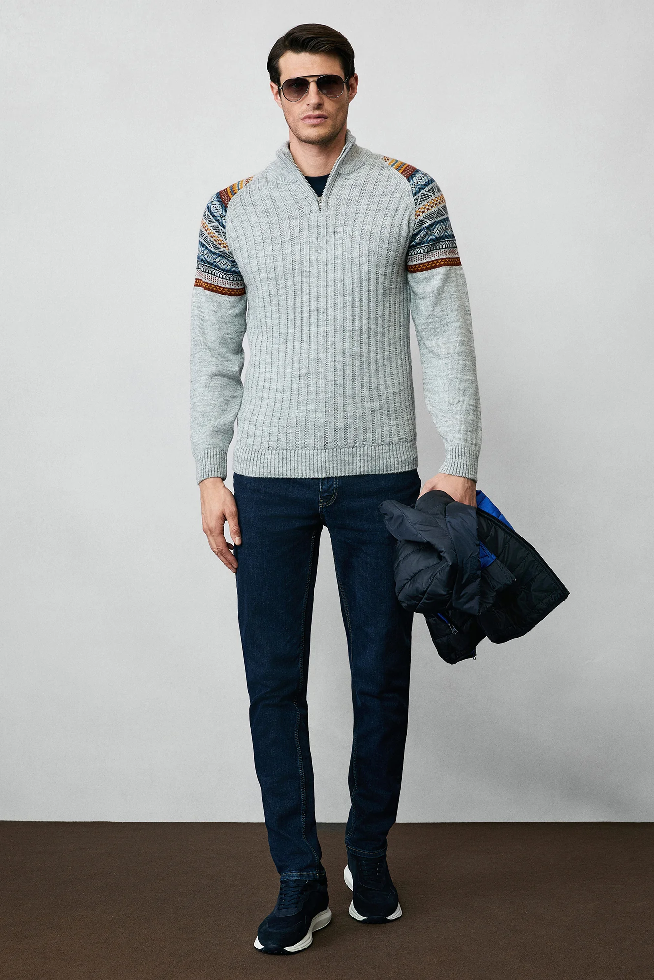 Orta Gri Melanj Yarım Balıkçı Yaka Fermuarlı Slim Fit Desenli Triko Kazak - Image 6