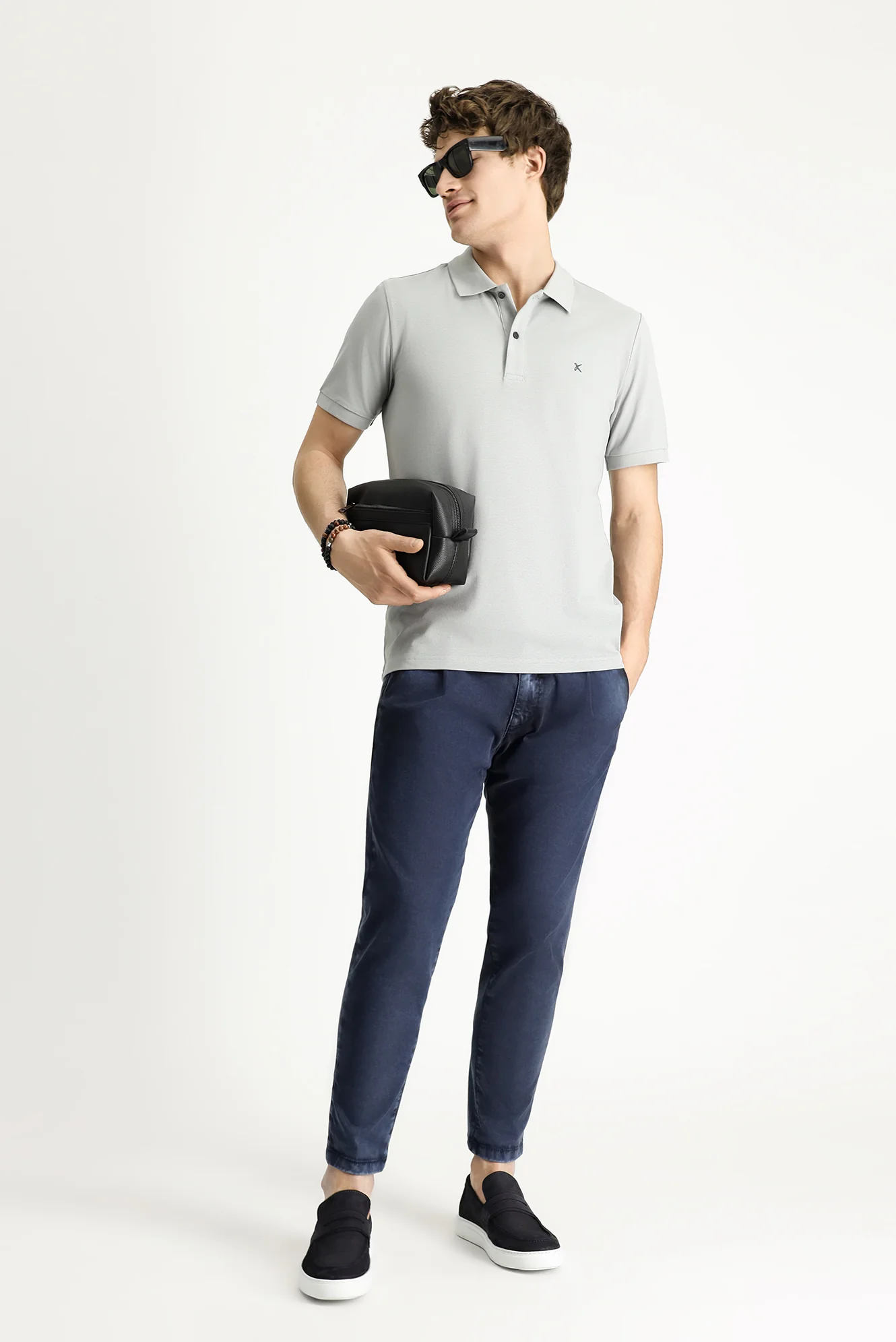 Orta Gri Polo Yaka Slim Fit Dar Kesim Nakışlı Pamuk Tişört - Image 2