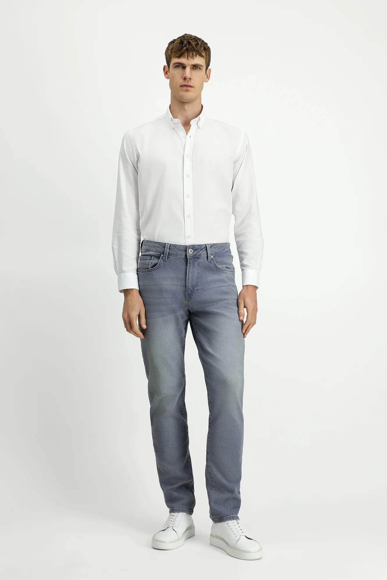 Orta Gri Regular Fit Standart Kesim Likralı Denim Pantolon