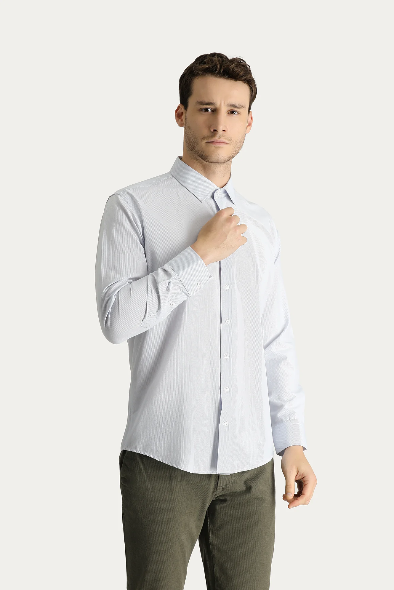 Orta Gri Uzun Kol Slim Fit Dar Kesim Klasik Çizgili Pamuklu Kolay Ütülenebilir Gömlek - Image 3