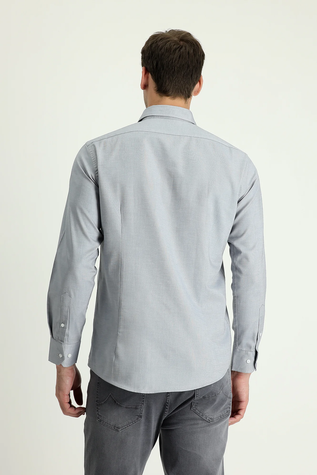 Orta Gri Uzun Kol Slim Fit Dar Kesim Oxford Pamuk Düğmeli Yaka Gömlek - Image 3
