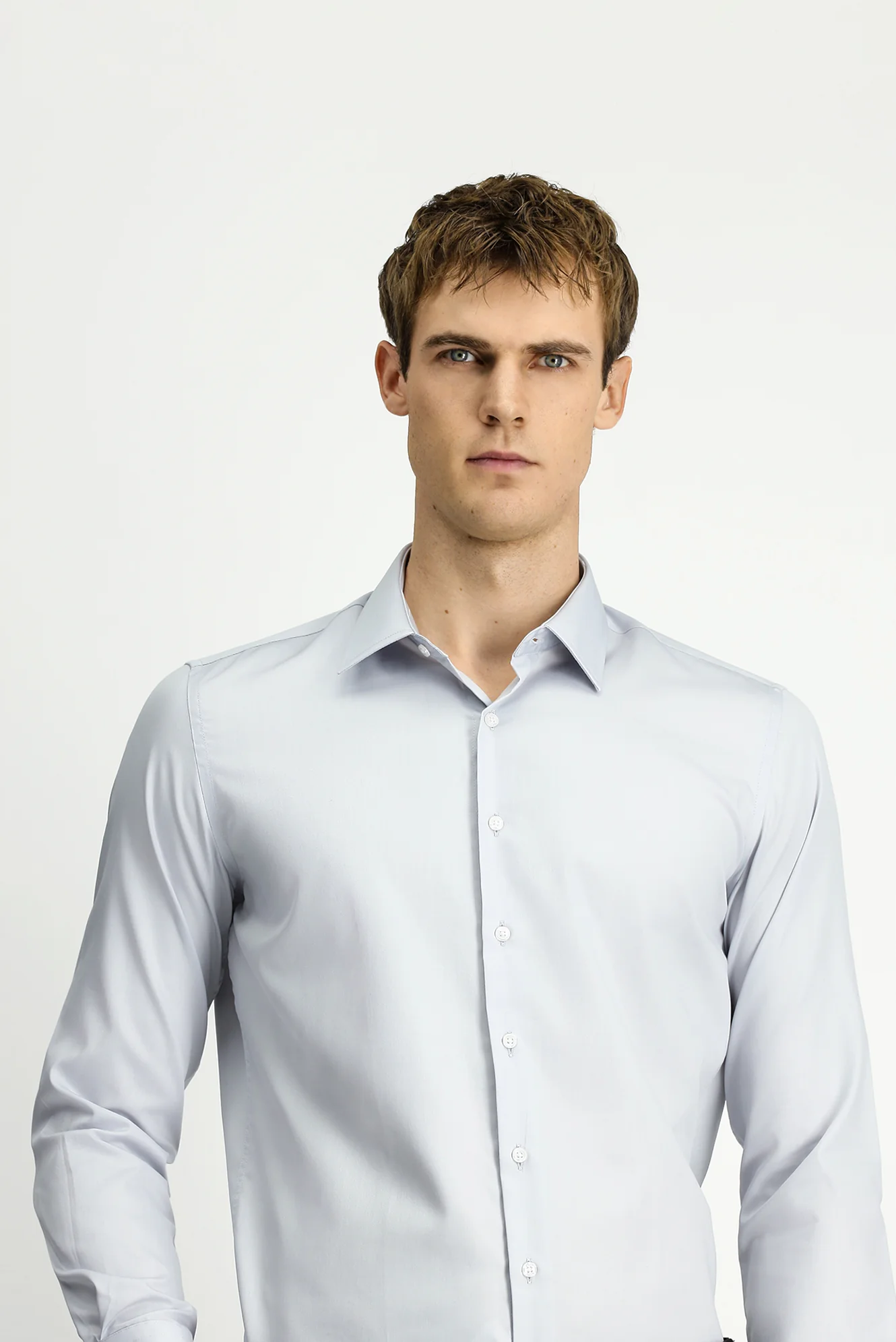 Orta Gri Uzun Kol Slim Fit Dar Kesim Pamuklu Non Iron Ütü Gerektirmeyen Saten Klasik Gömlek - Image 4