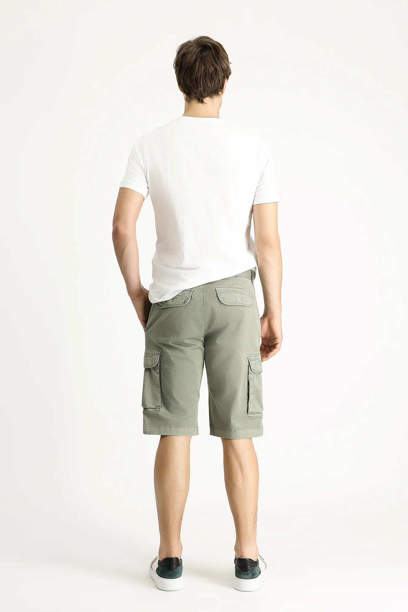 Orta Haki Regular Fit Standart Kesim Pamuklu Bermuda Kargo Şort - Image 4