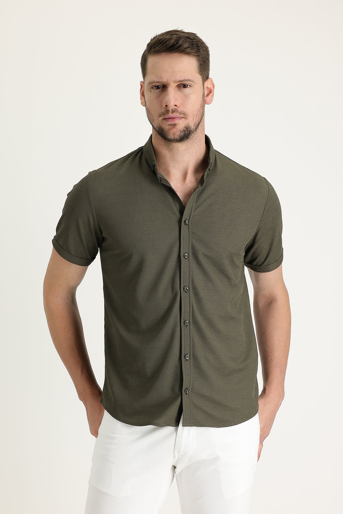 Orta Haki Polo Yaka Regular Fit Düğmeli Tişört - Image 2