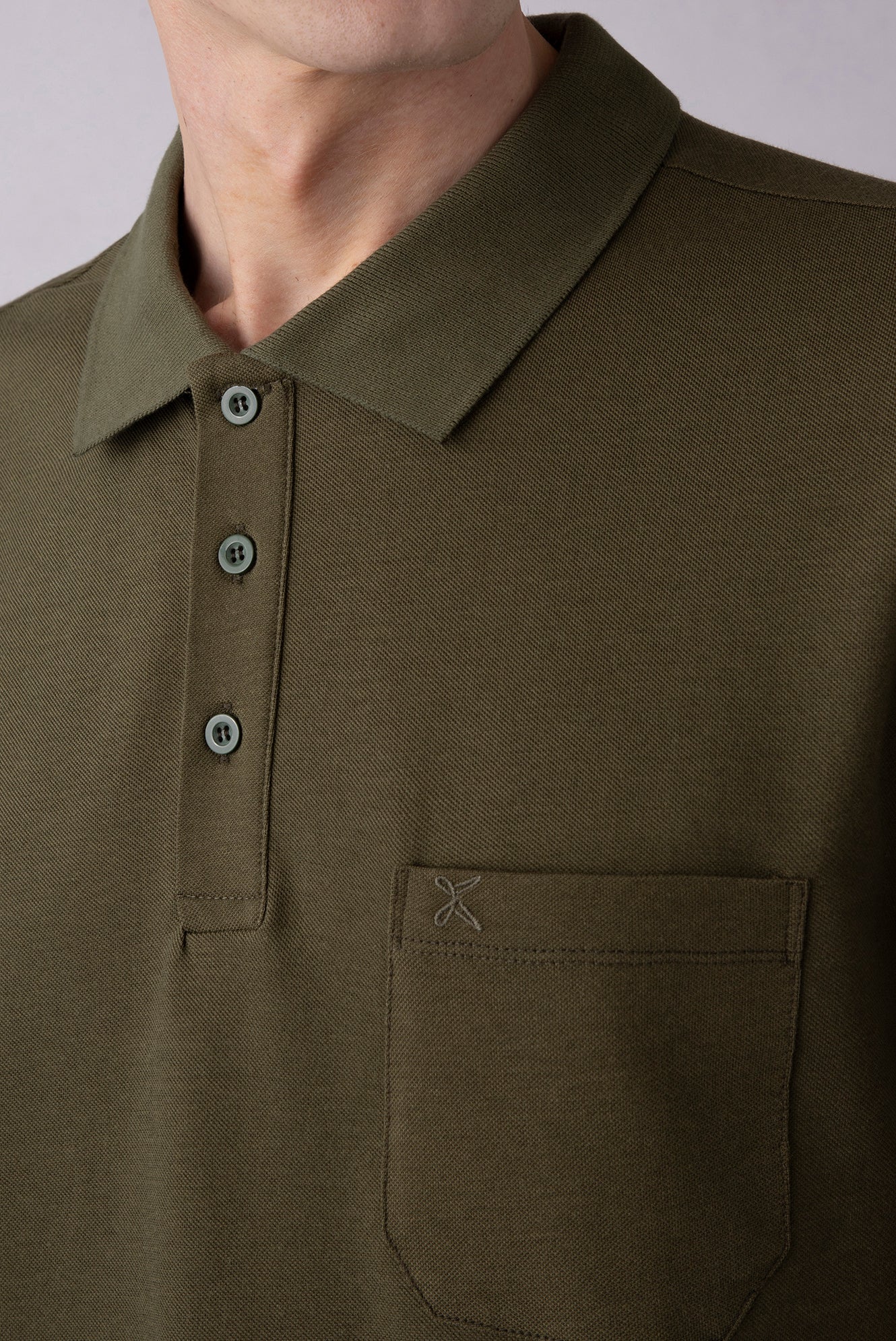 Orta Haki Regular Fit Pamuklu Nakışlı Cepli Polo Yaka Tişört - Image 3