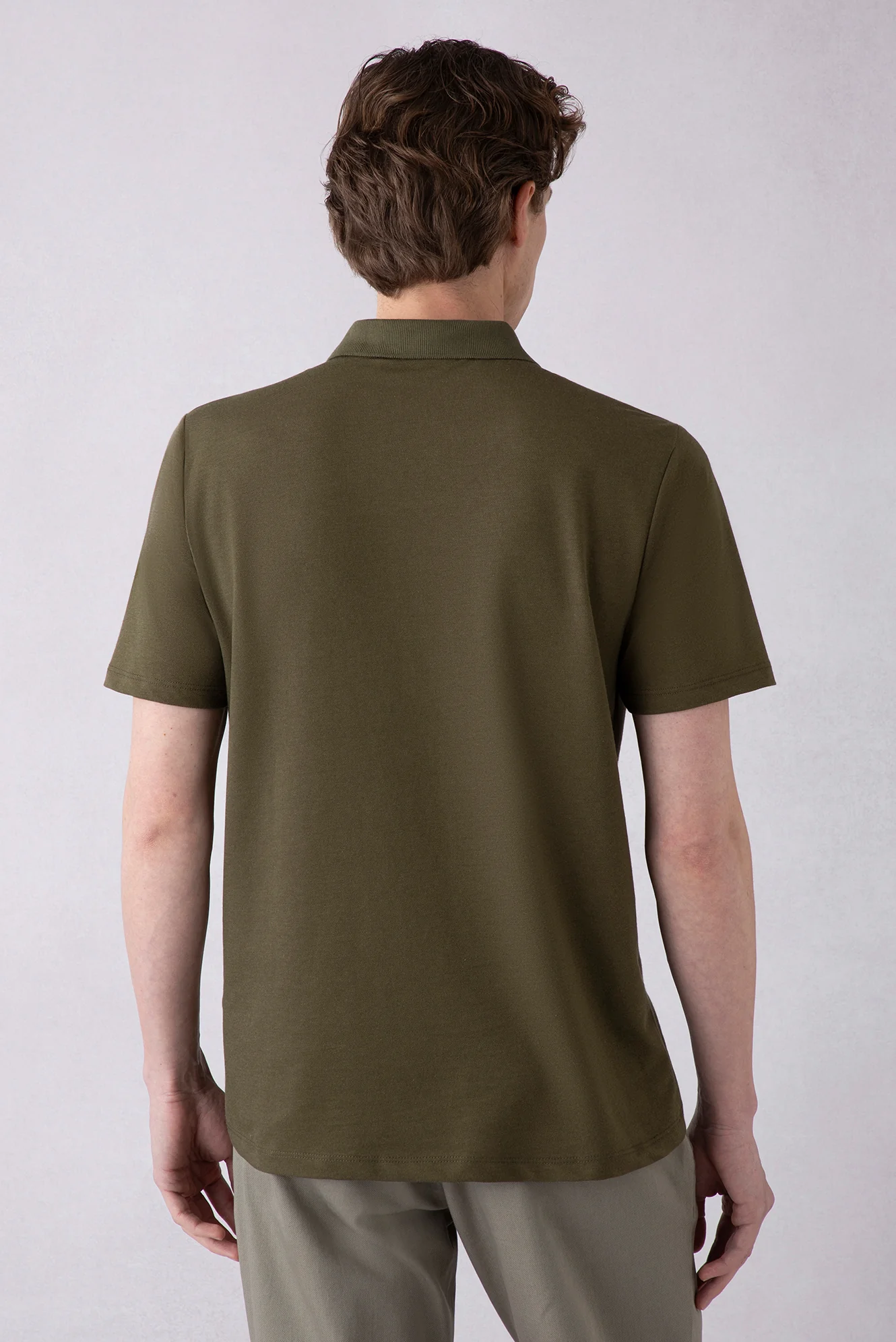 Orta Haki Regular Fit Pamuklu Nakışlı Cepli Polo Yaka Tişört - Image 4
