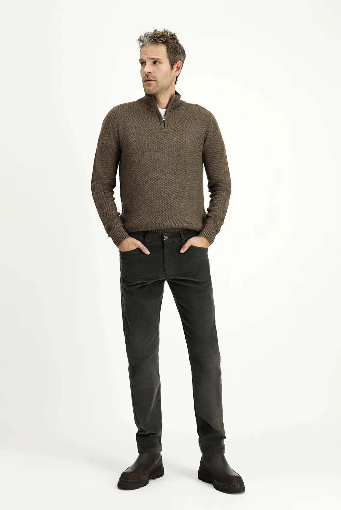 Orta Haki Relaxed Fit Rahat Kesim Likralı Kadife Pantolon - Image 2