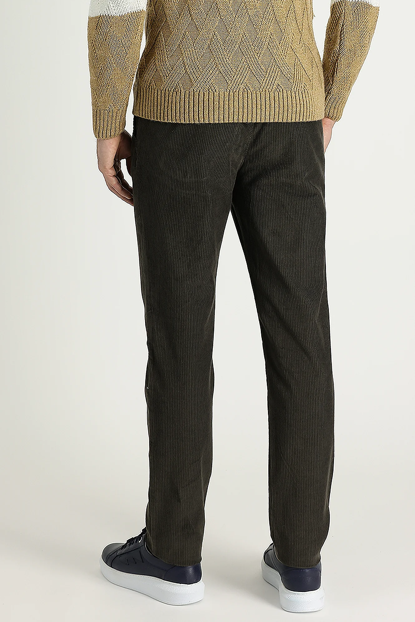 Orta Haki Slim Fit Dar Kesim Likralı Kadife Pantolon - Image 3