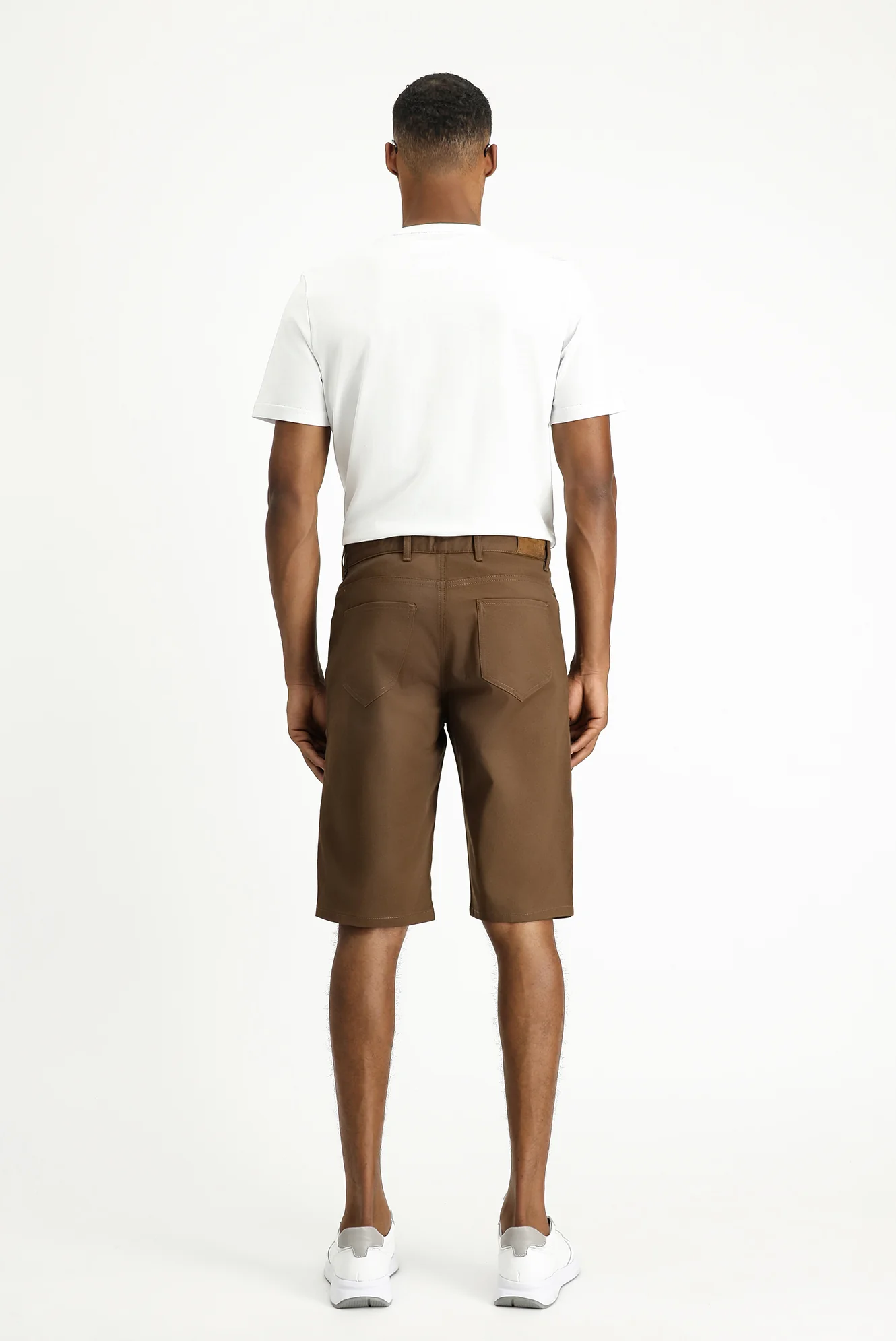 Orta Kahve Regular Fit Standart Kesim Pamuklu Bermuda Şort - Image 4