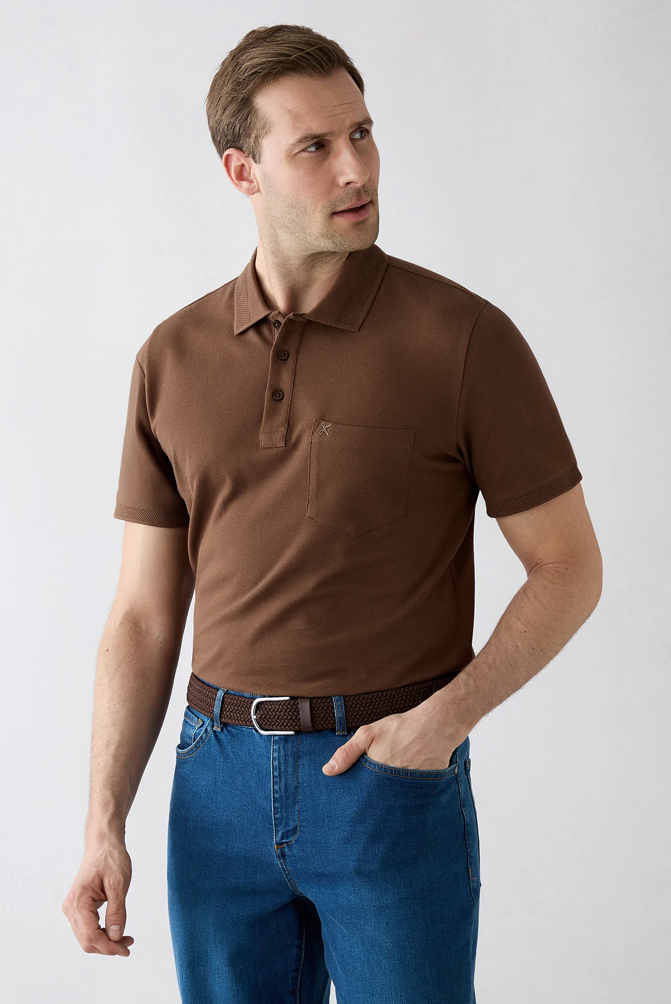 Orta Kahve Kıvrılmaz Polo Yaka Regular Fit Cepli Ribana Detaylı Pamuk Tişört