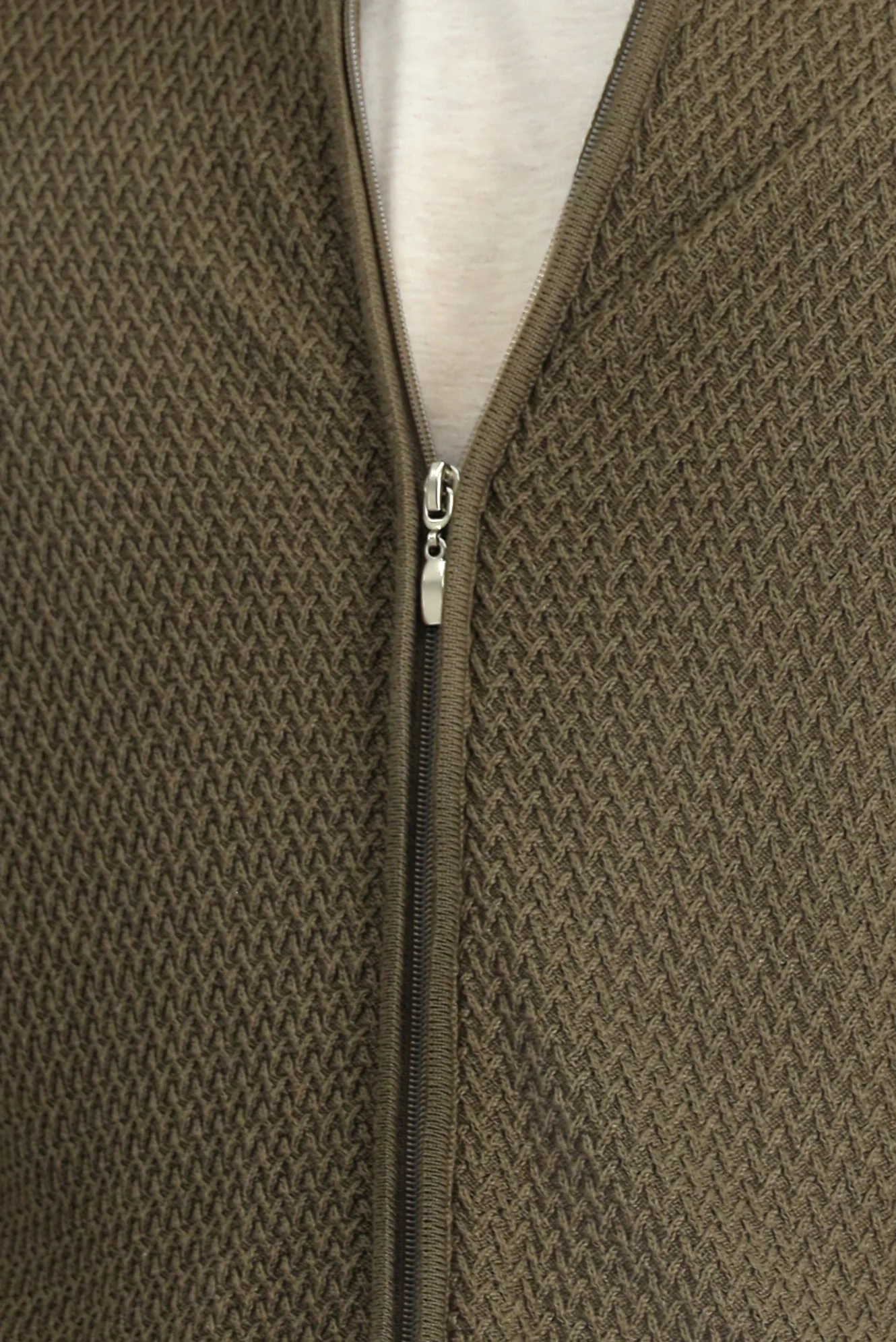 Orta Kahve Slim Fit Dar Kesim Desenli Fermuarlı Pamuklu Triko Hırka - Image 6