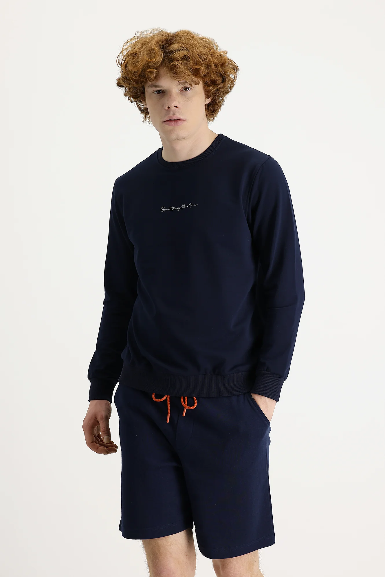Orta Lacivert Bisiklet Yaka Nakışlı Pamuklu Sweatshirt - Image 3