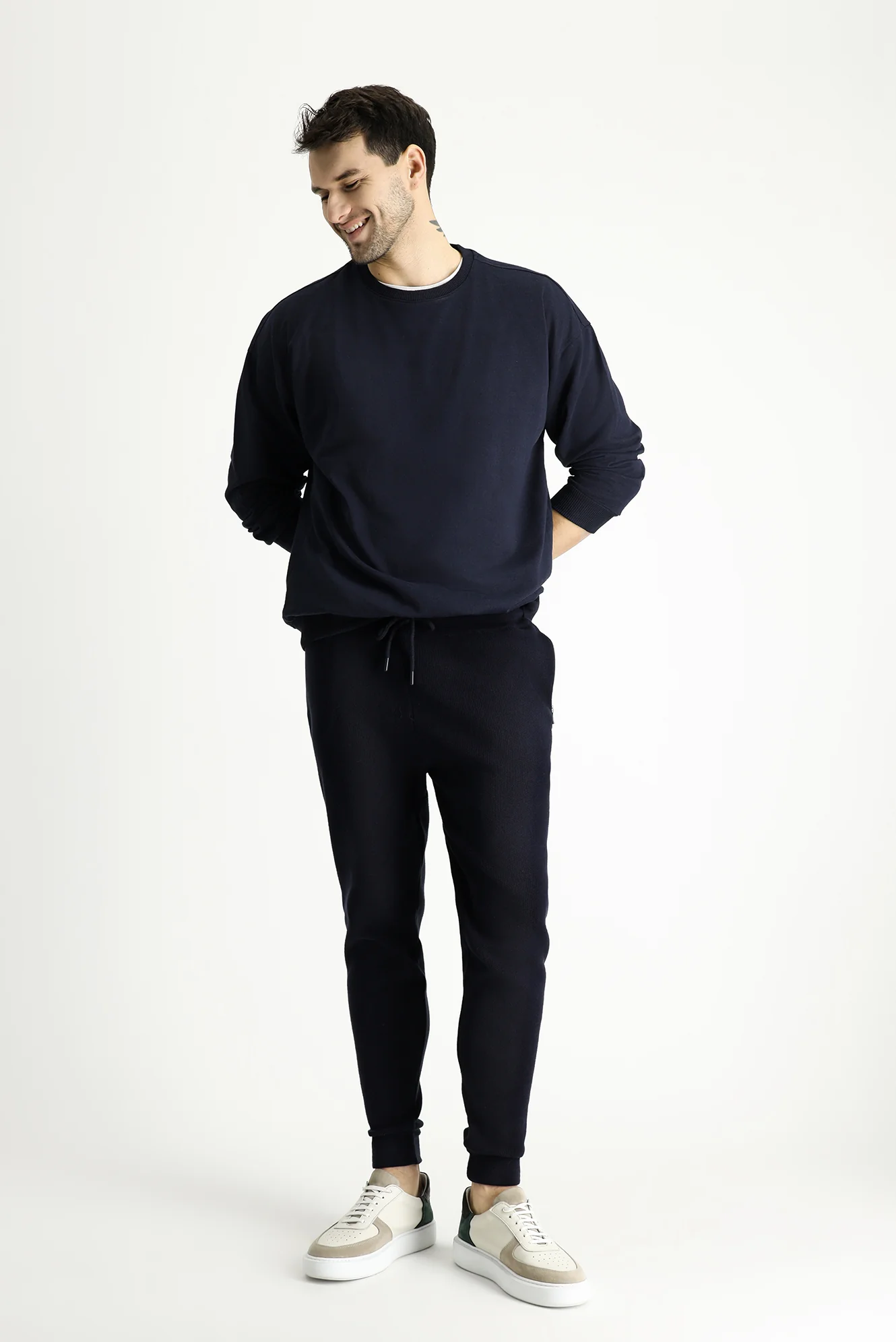 Orta Lacivert Bisiklet Yaka Oversize Pamuklu Sweatshirt - Image 2