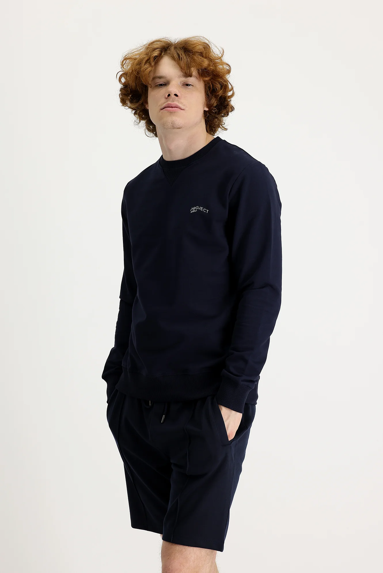 Orta Lacivert Bisiklet Yaka Slim Fit Dar Kesim Baskılı Sweatshirt - Image 2