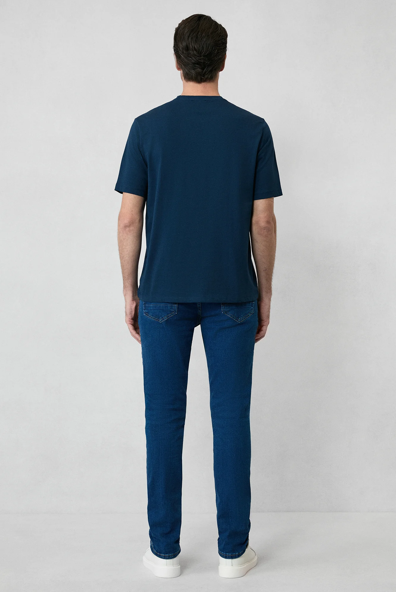 Orta Lacivert Bisiklet Yaka Slim Fit %100 Pamuk Tişört - Image 5