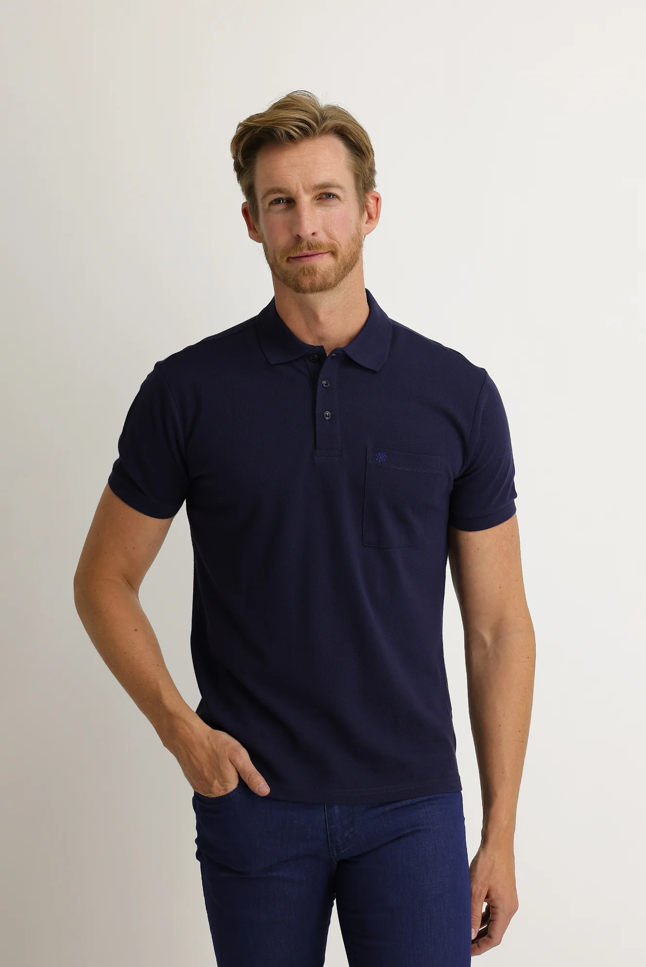 Orta Lacivert Cepli Polo Yaka Regular Fit Nakışlı Pamuk Tişört - Image 2