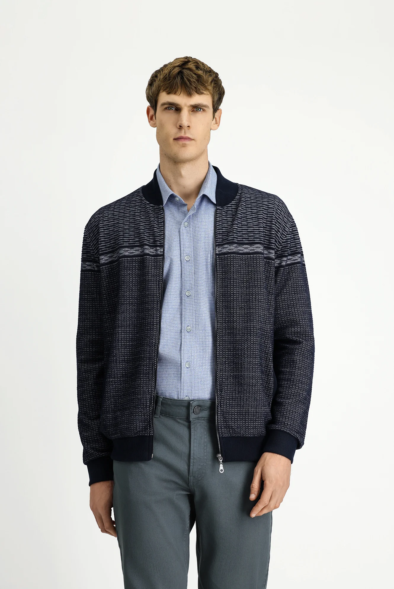 Orta Lacivert Desenli Fermuarlı Sweat Hırka - Image 3