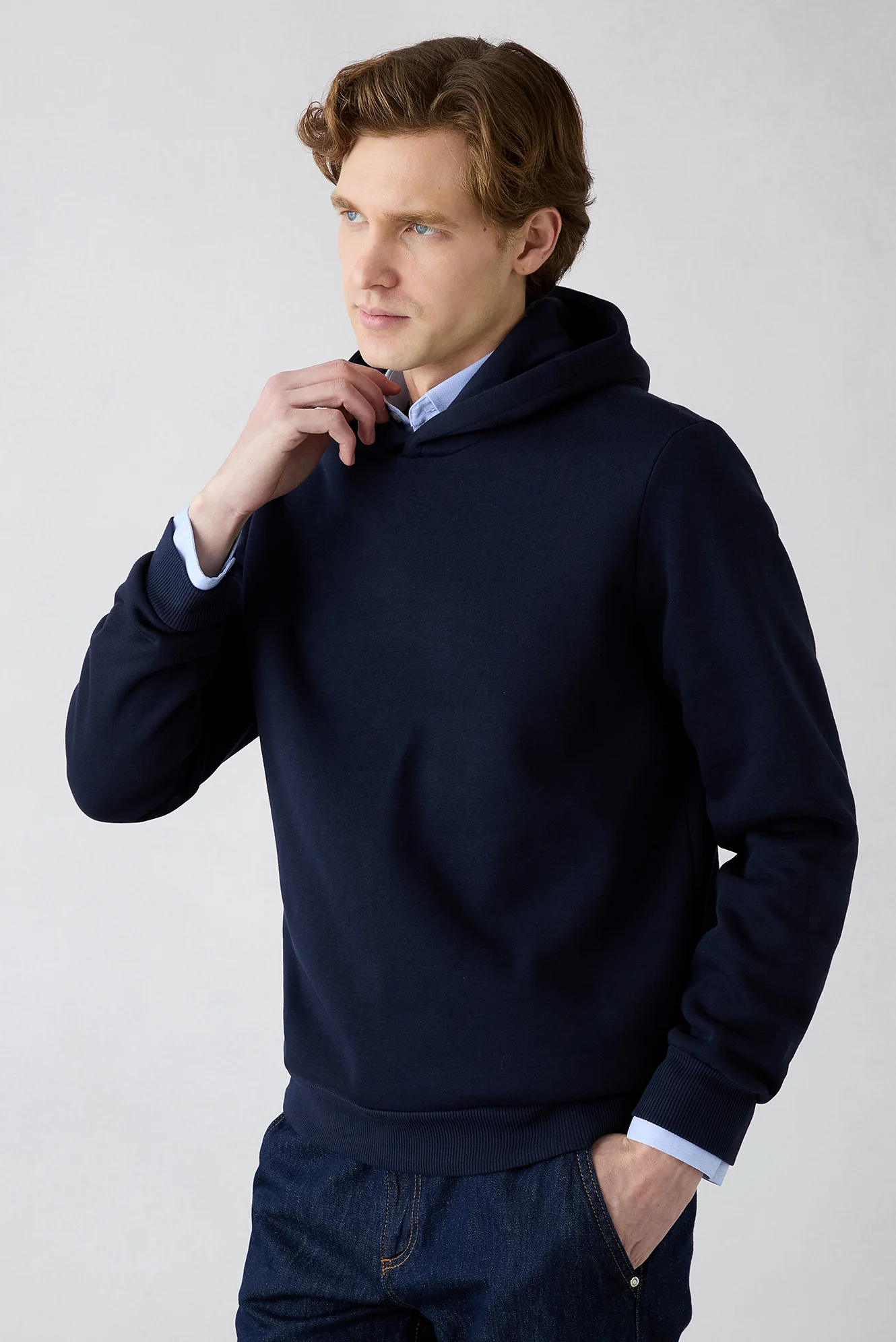 Orta Lacivert Kapüşonlu Regular Fit Pamuklu Sweatshirt - Image 2