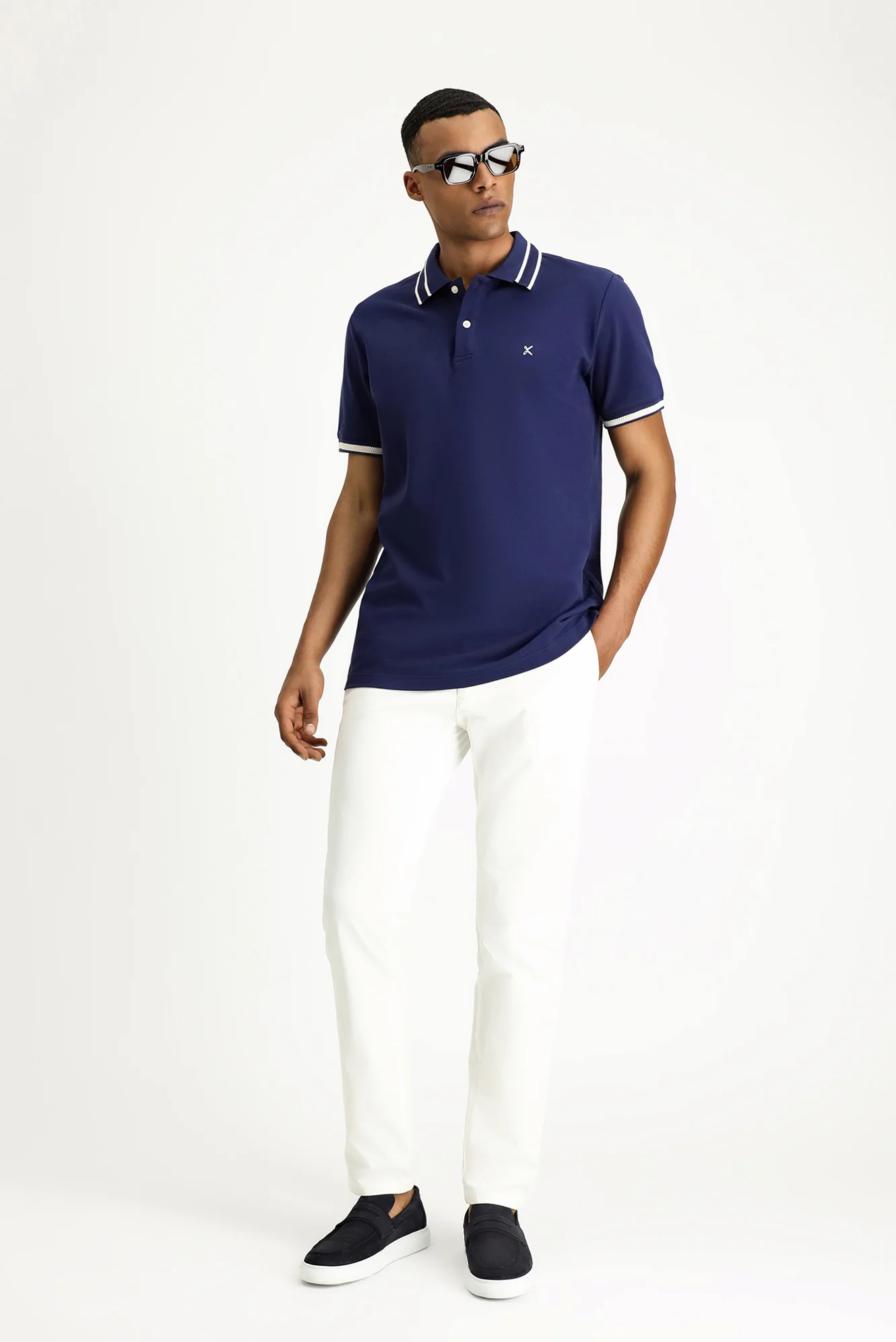 Orta Lacivert Polo Yaka Slim Fit Dar Kesim Desenli Nakışlı Pamuk Tişört - Image 2