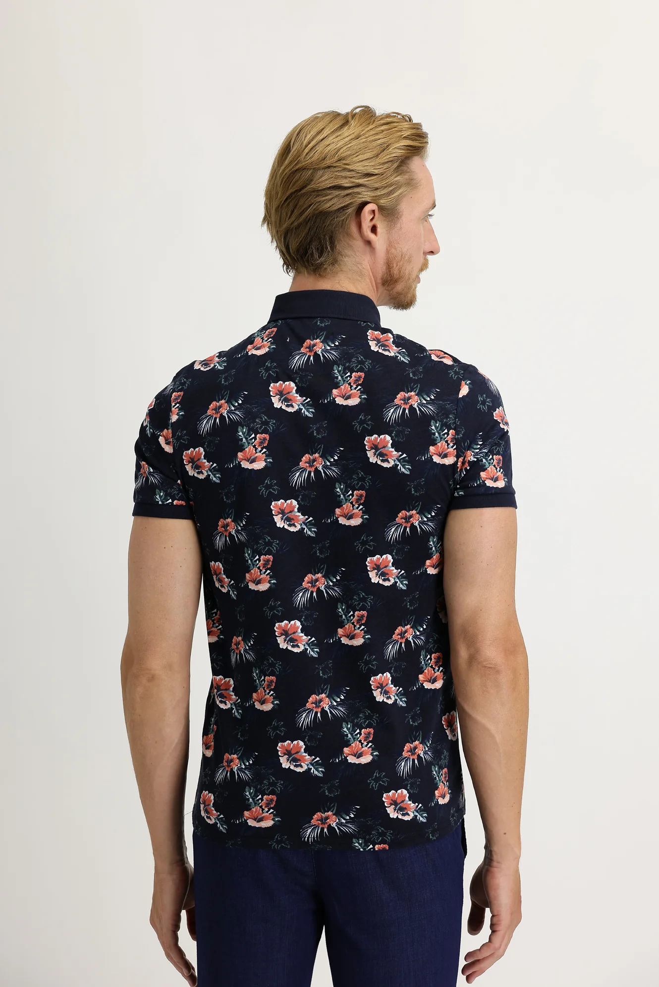 Orta Lacivert Polo Yaka Super Slim Fit Ekstra Dar Kesim Baskılı Pamuk Tişört - Image 4
