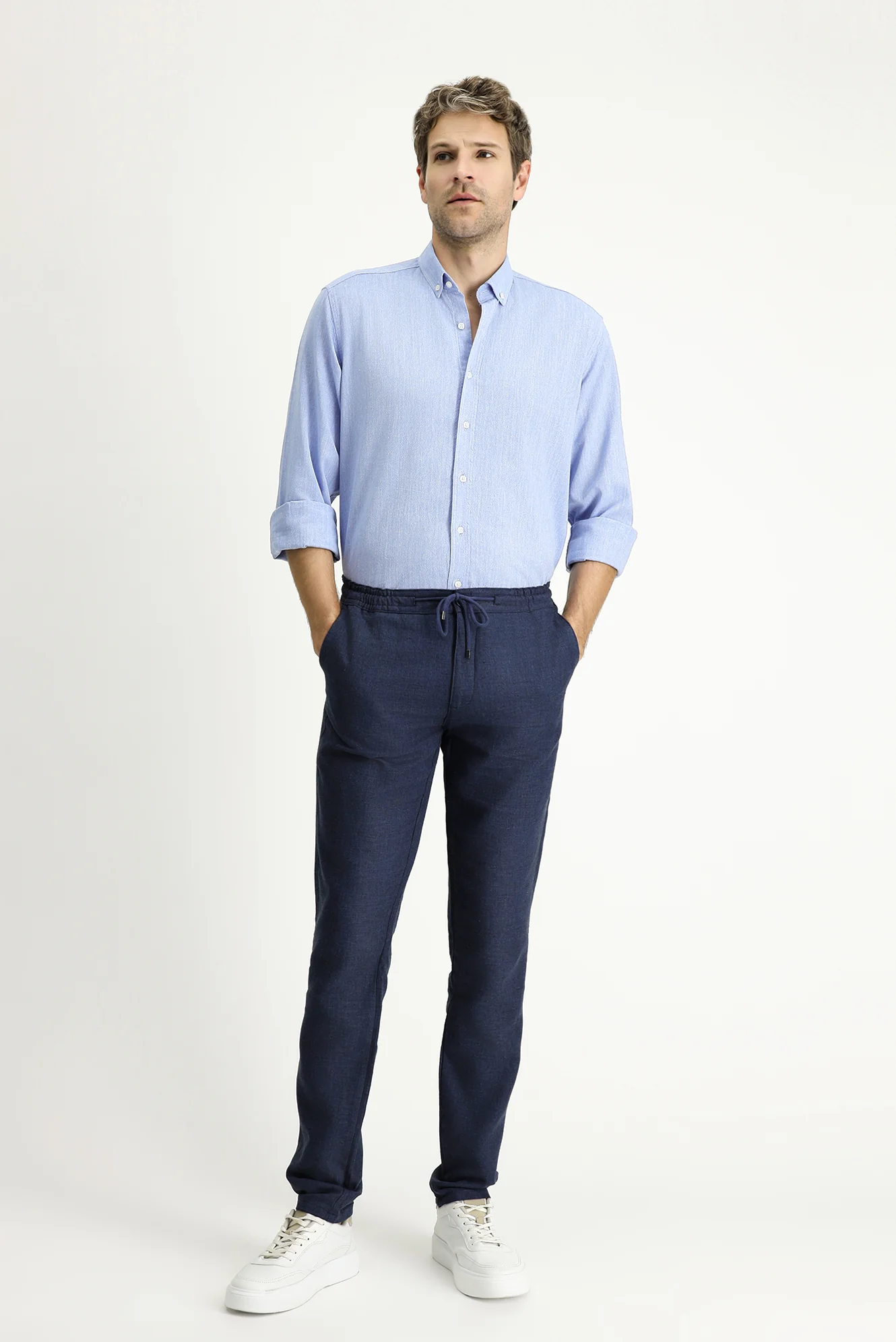 Orta Lacivert Regular Fit Standart Kesim Beli Lastikli İpli Keten Karışımlı Pantolon - Image 2