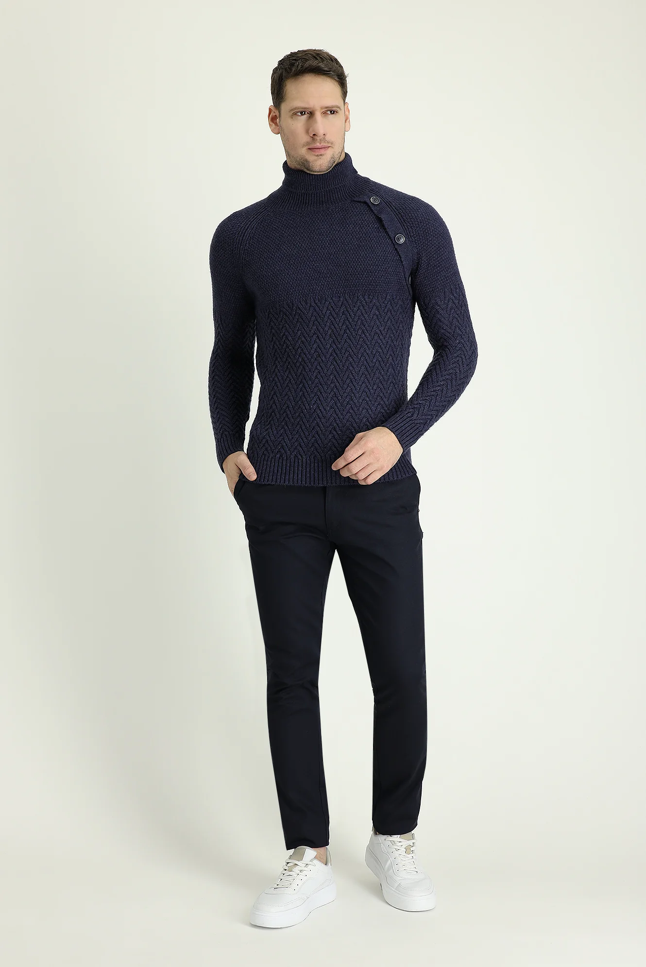 Orta Lacivert Regular Fit Standart Kesim Spor Pantolon