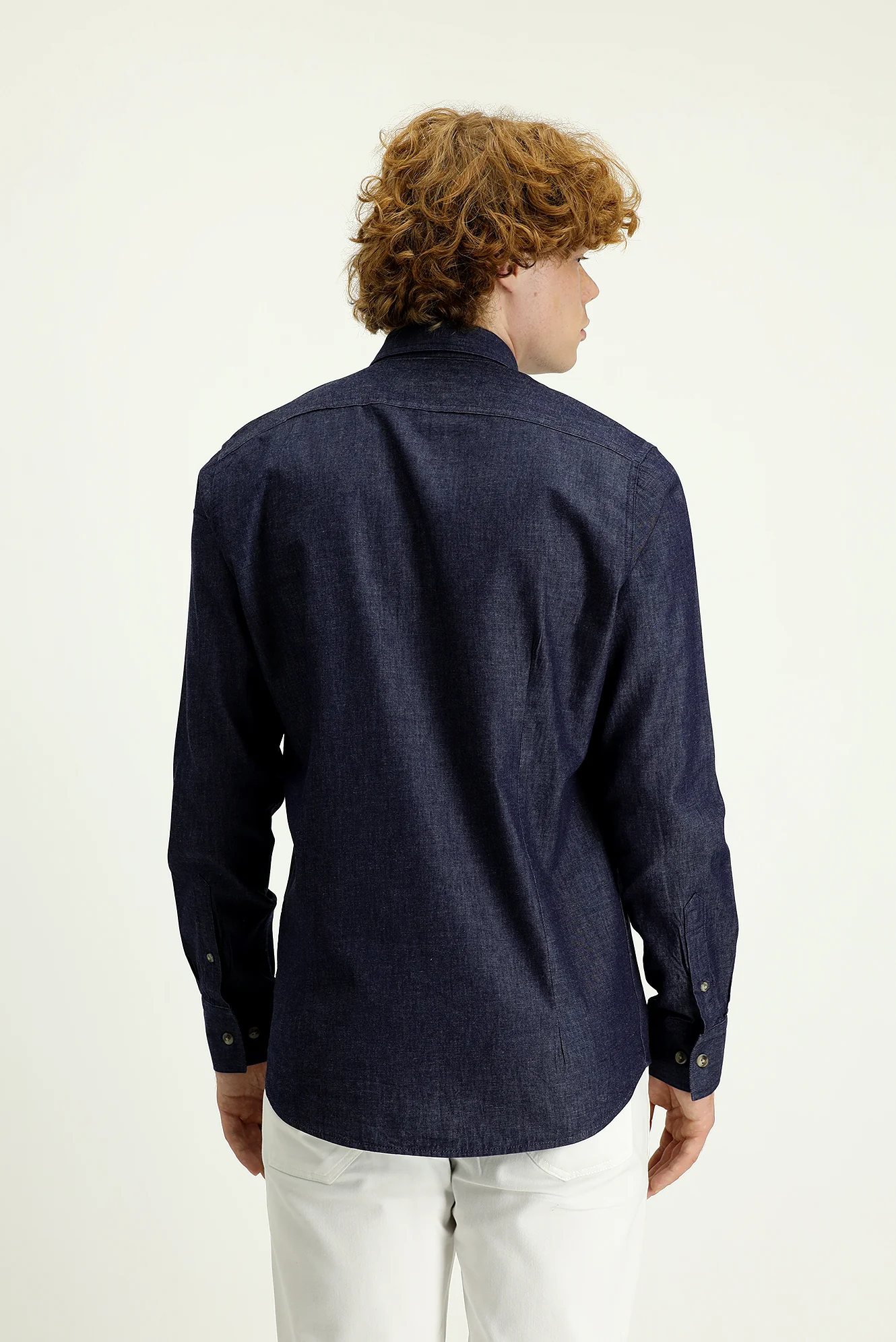 Orta Lacivert Uzun Kol Slim Fit Dar Kesim Denim Pamuk Gömlek - Image 4