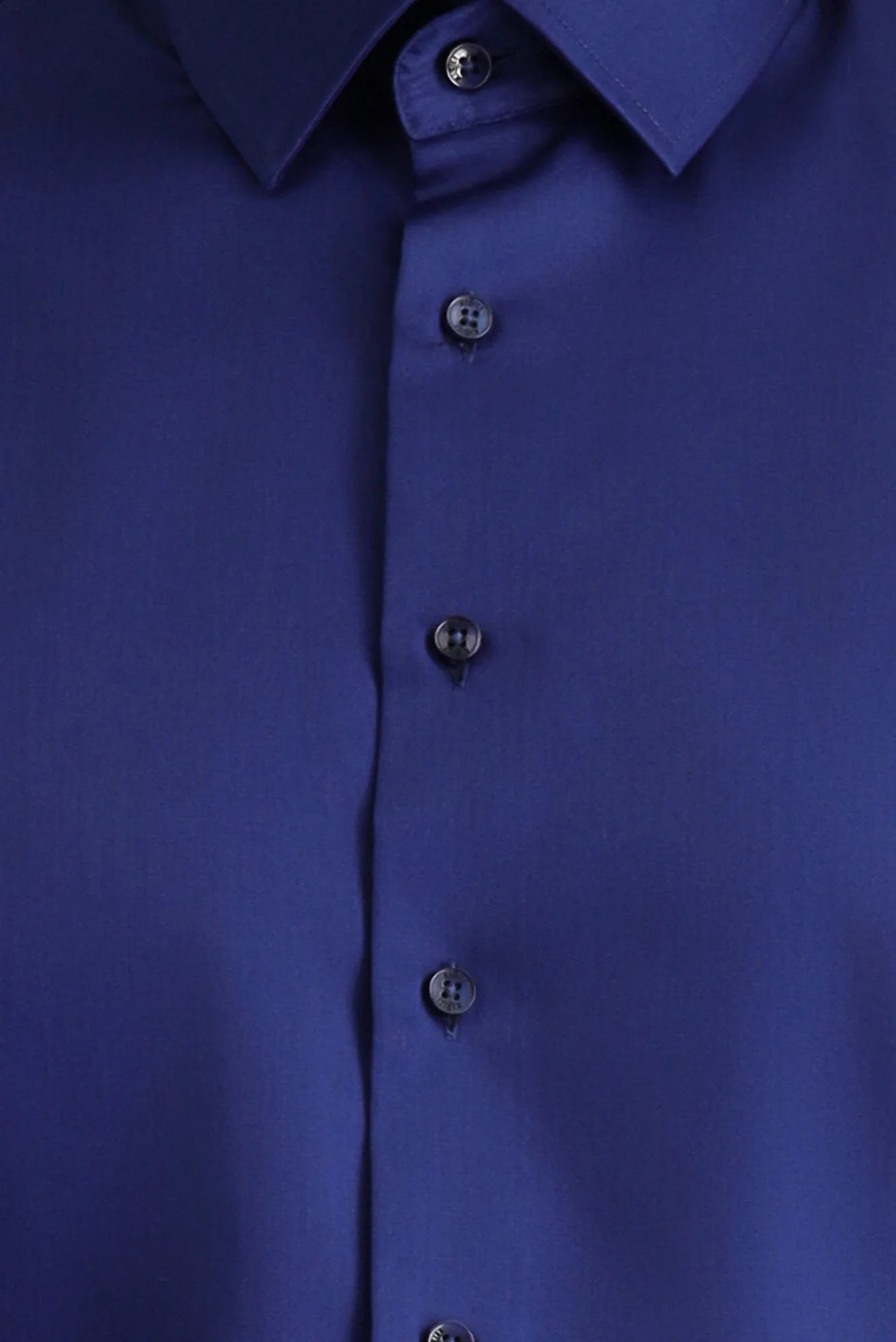 Orta Lacivert Uzun Kol Slim Fit Dar Kesim Klasik Non Iron Saten Pamuklu Gömlek - Image 4