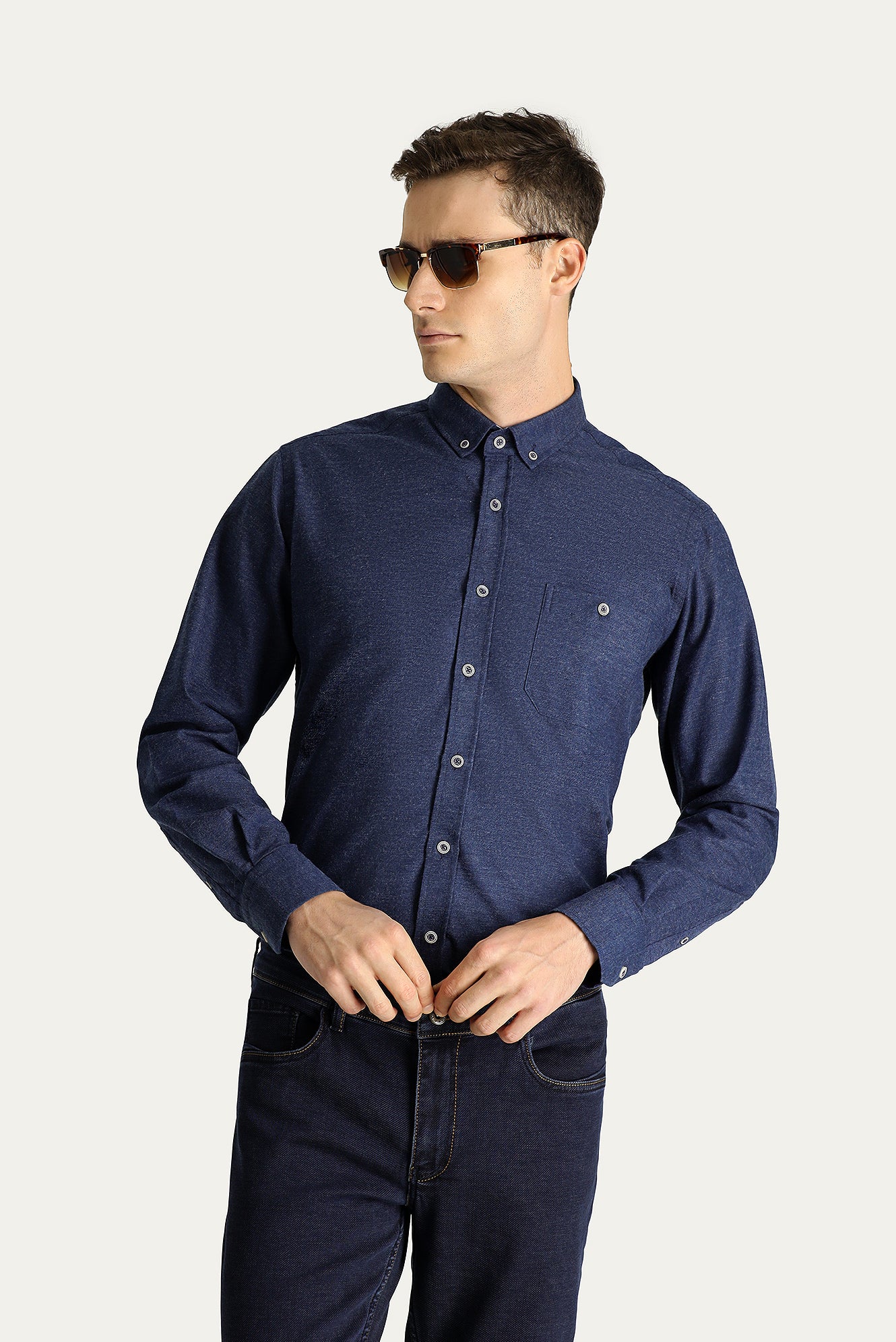 Orta Lacivert Uzun Kol Slim Fit Dar Kesim Oduncu Spor Pamuklu Düğmeli Yaka Gömlek
