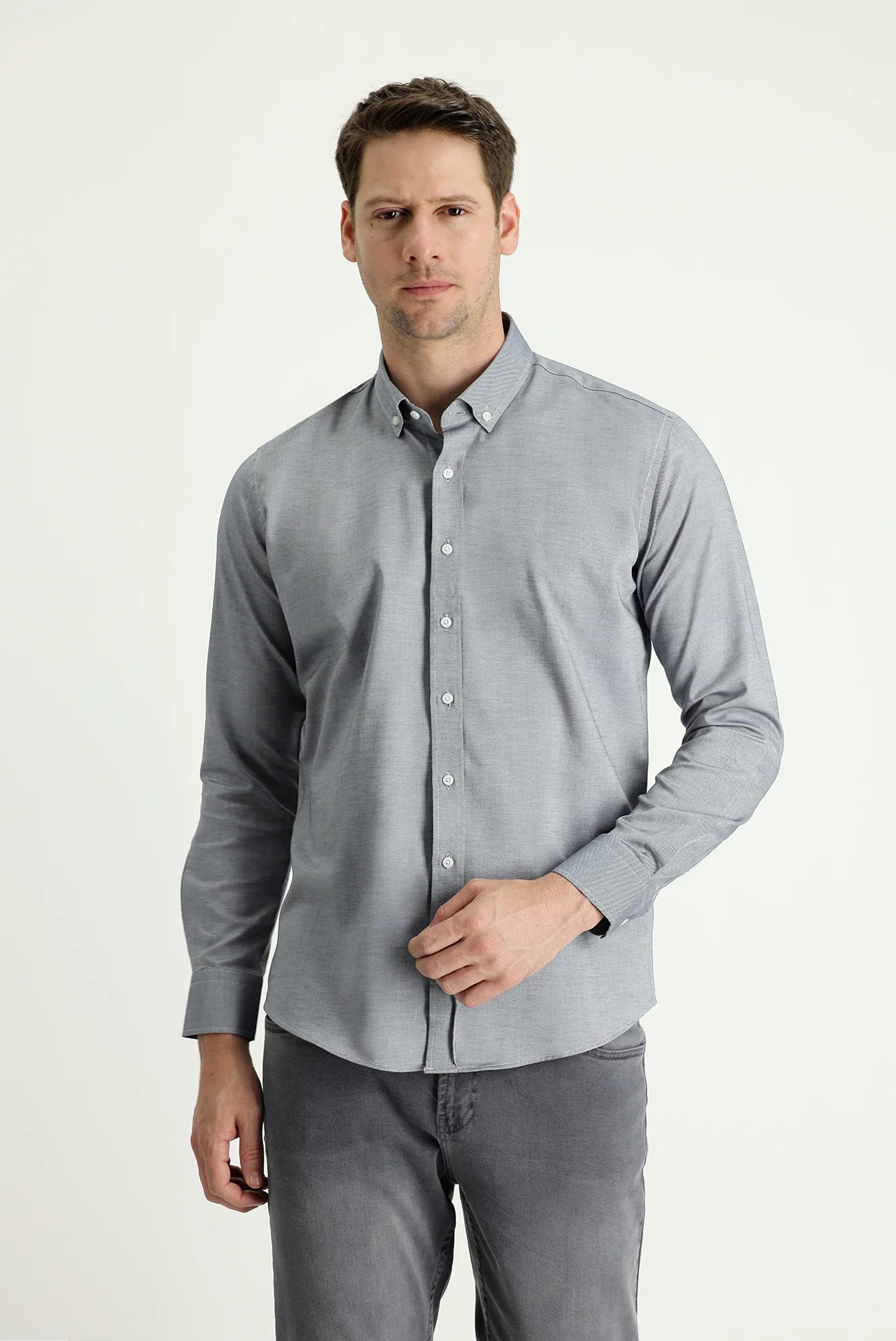Orta Lacivert Uzun Kol Slim Fit Dar Kesim Oxford Pamuk Düğmeli Yaka Gömlek