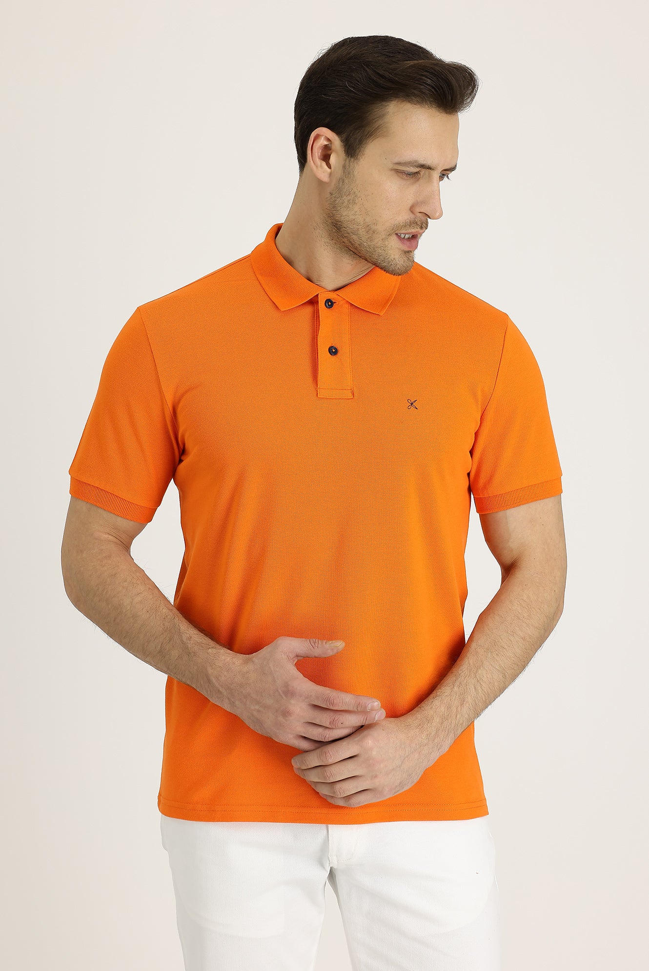 Orta Turuncu Polo Yaka Regular Fit Nakışlı Pamuk Tişört - Image 2