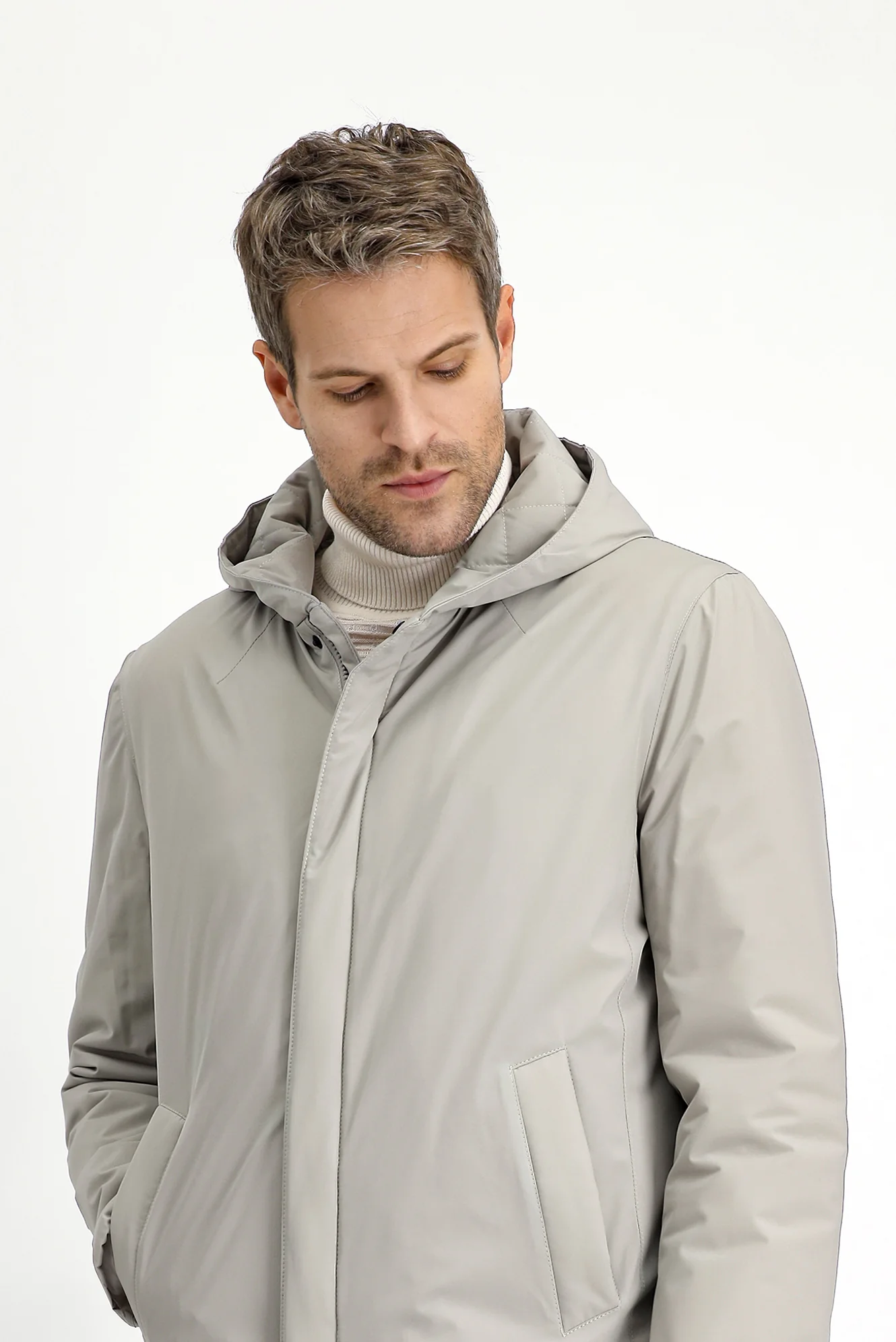 Orta Vizon Slim Fit Dar Kesim Kapüşonlu Spor Şişme Kaban - Image 4