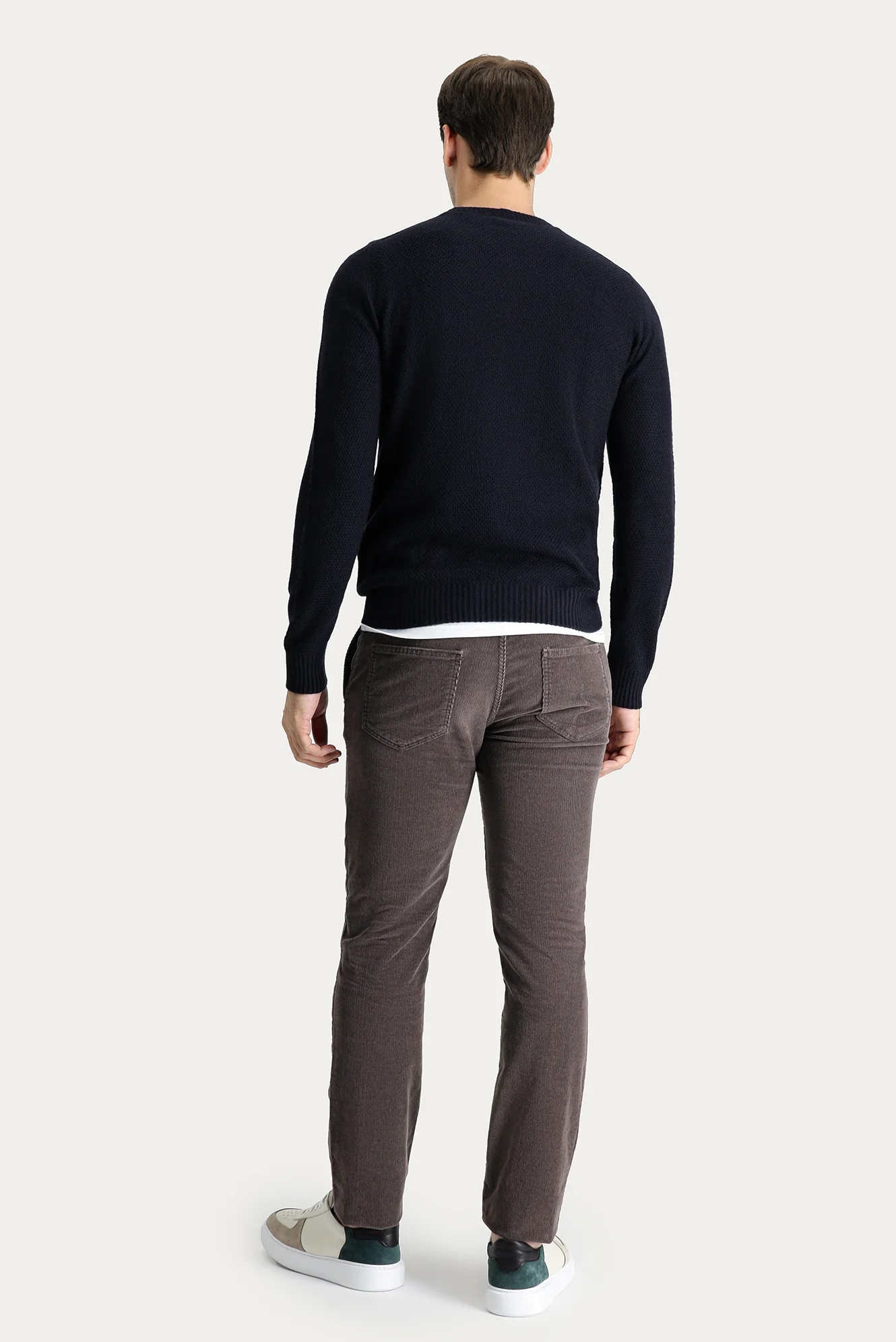 Orta Vizon Slim Fit Dar Kesim Likralı Kadife Pantolon - Image 3