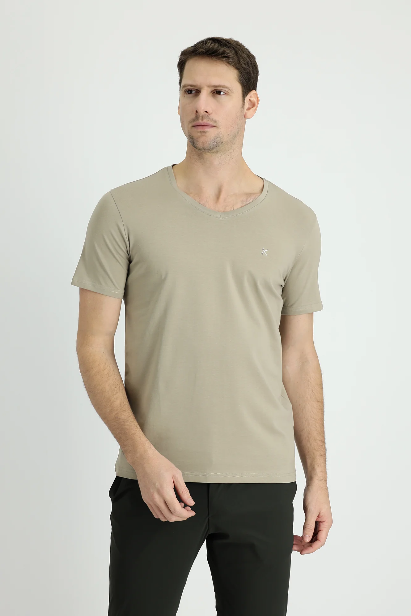 Orta Vizon V Yaka Slim Fit Dar Kesim Tişört