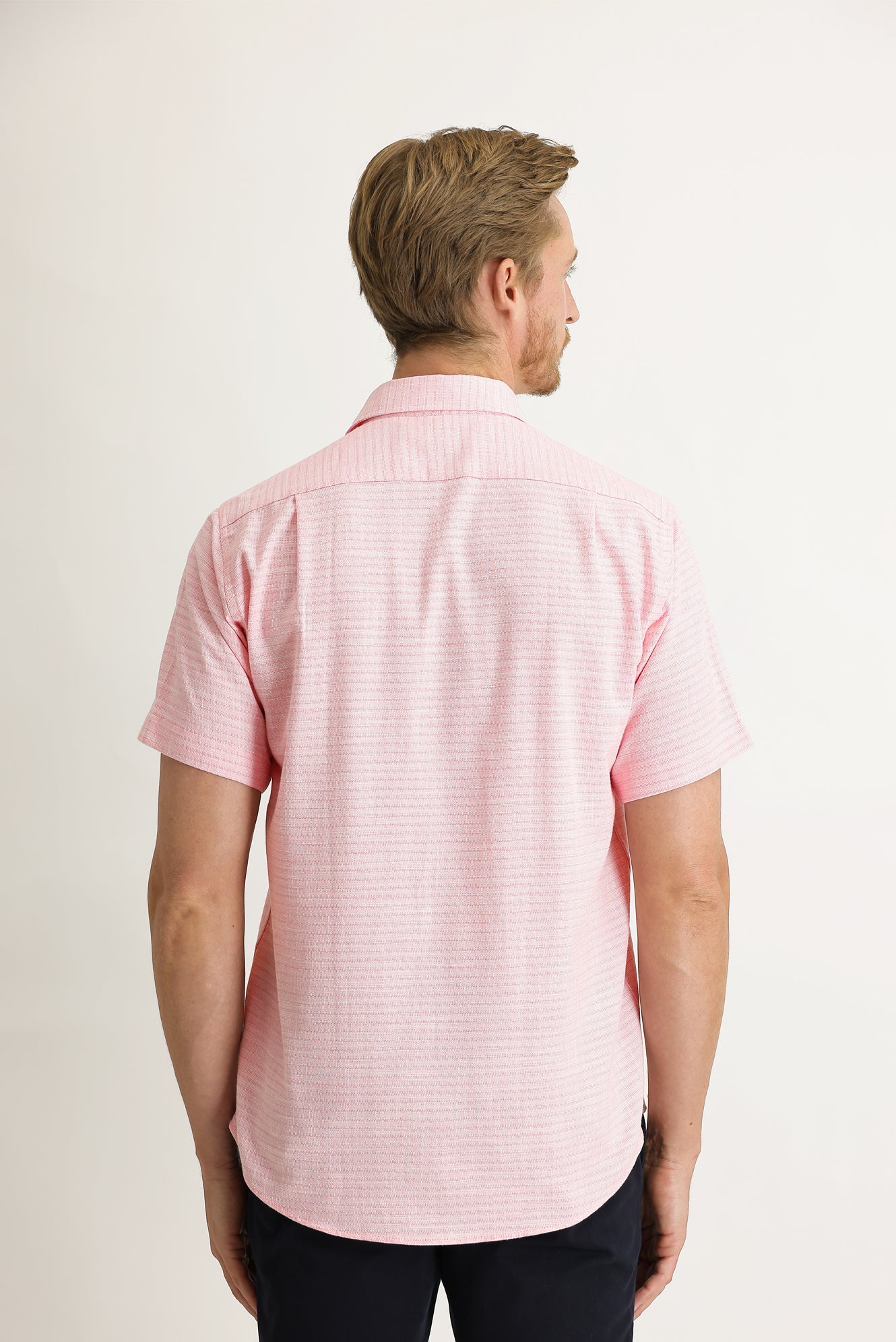 Pembe Kısa Kol Regular Fit Desenli Spor Gömlek - Image 4